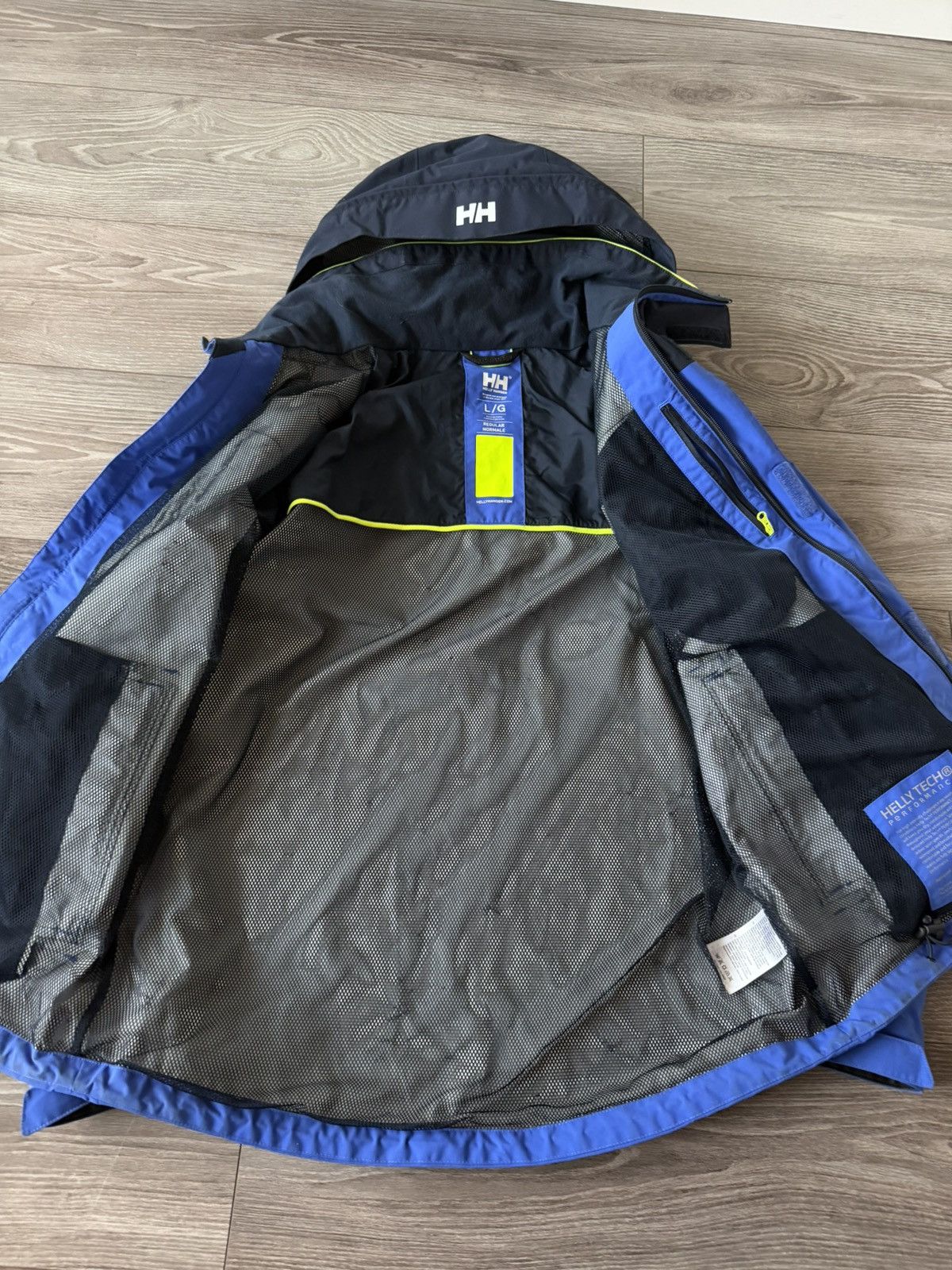 Helly Hansen ‼️Pro Helly Hansen Waterproof Kill Cord ,Cuffs Tech Jacket‼️ Size US L / EU 52-54 / 3 - 17 Thumbnail