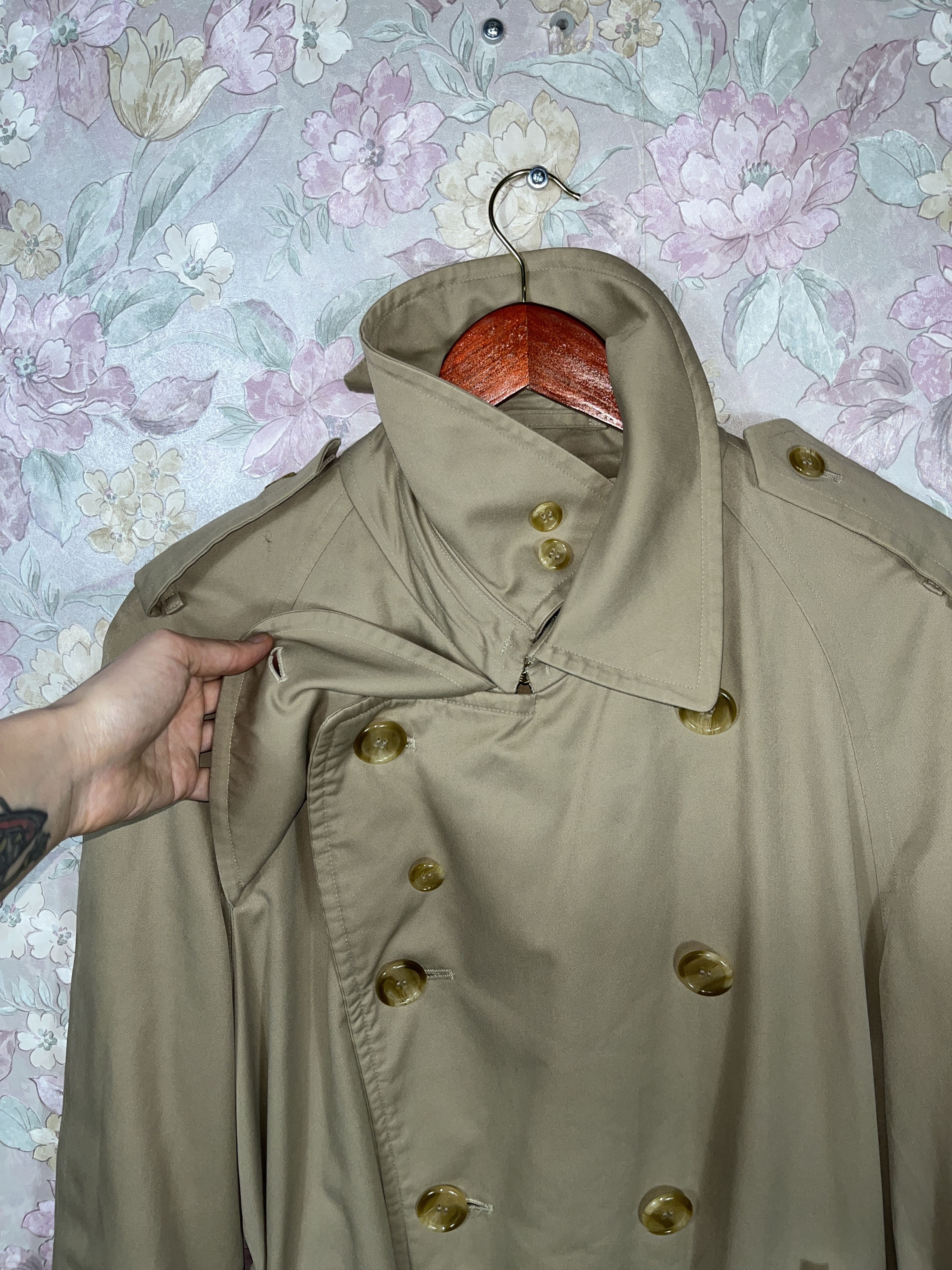 Burberry Burberry's Coat Trench Nova Check Vintage 90s Beige Size L Size US L / EU 52-54 / 3 - 8 Thumbnail