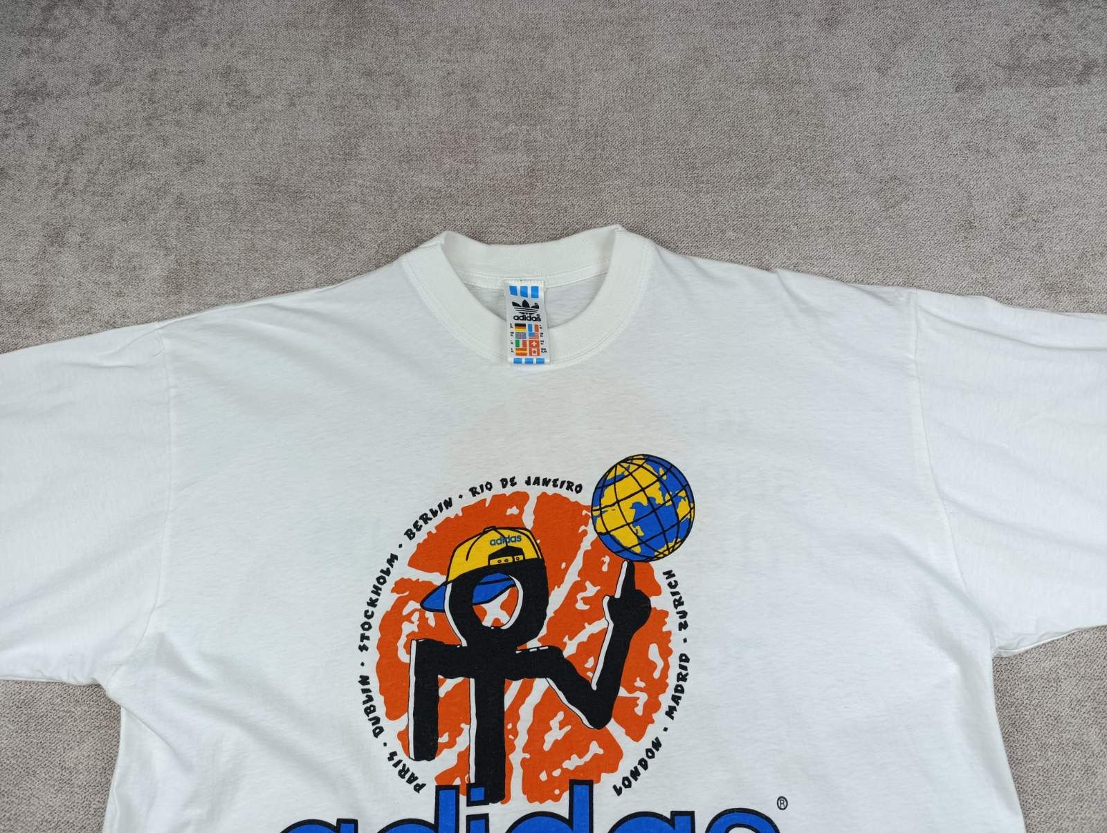 Adidas ADIDAS STREETBALL CHALLENGE 1995 VINTAGE BIG LOGO SHIRT Size US XL / EU 56 / 4 - 4 Thumbnail