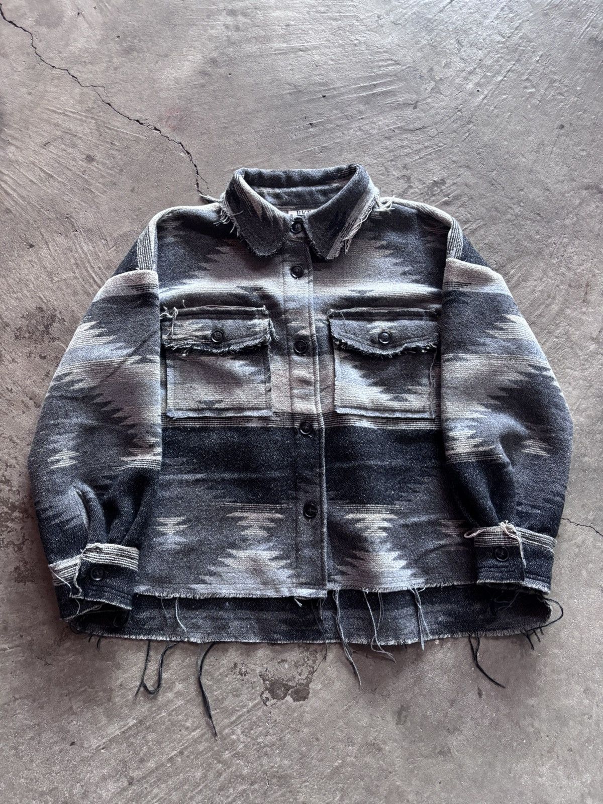 Vintage vintage distressed workwear style aztec jacket Size US XL / EU 56 / 4 - 1 Thumbnail