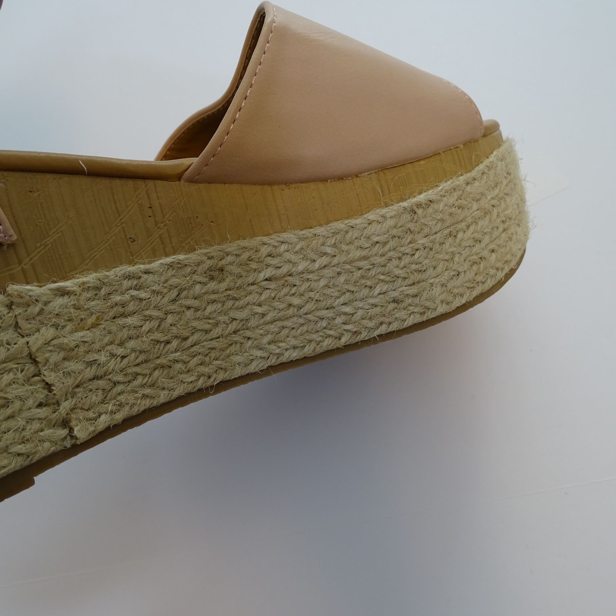 Other Qupid Beige Faux Leather Platform Sandals Women Size 8.5 Size US 8.5 / IT 38.5 - 13 Thumbnail