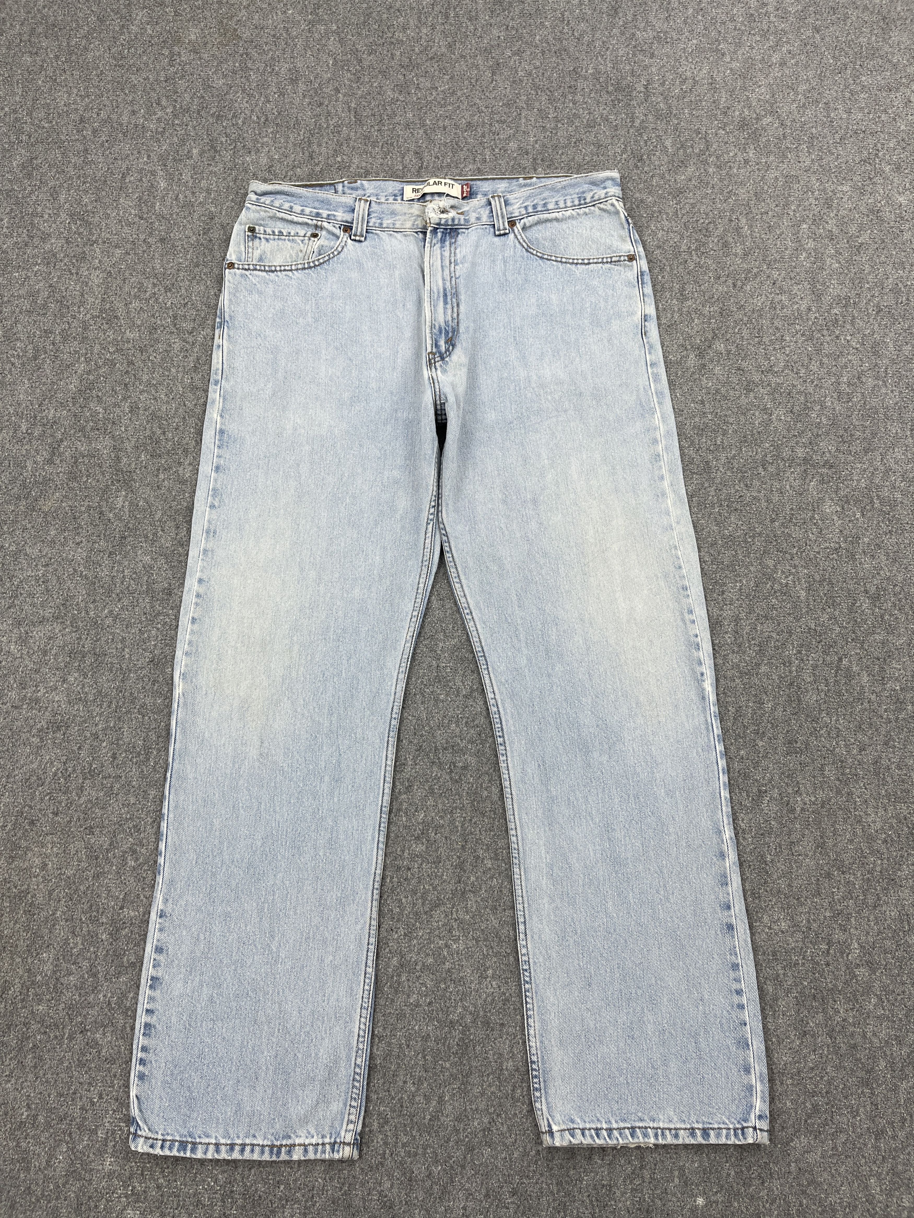 Levi's × Vintage Vintage Levis 505 Lightwash Jeans DP2490 Size US 36 / EU 52 - 1 Thumbnail