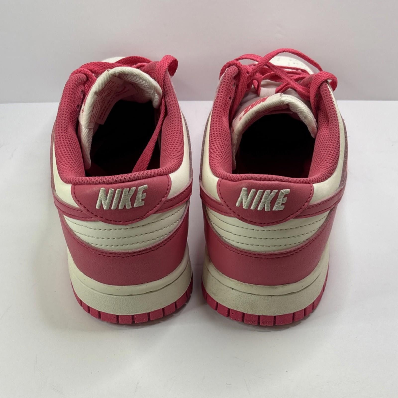 Nike Nike Dunk Low Aster Pink White Leather DD1873-600 Sneakers Size US 9.5 / IT 39.5 - 8 Thumbnail