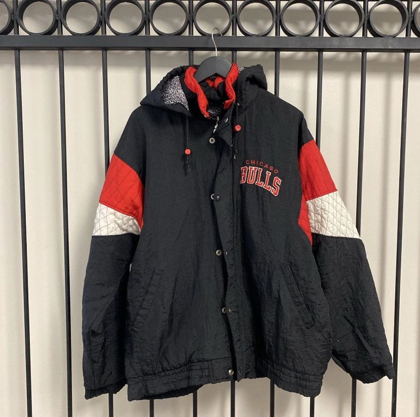 Starter RARE vintage 90s Chicago Bulls Starter Jacket Size XL Size US XL / EU 56 / 4 - 4 Thumbnail