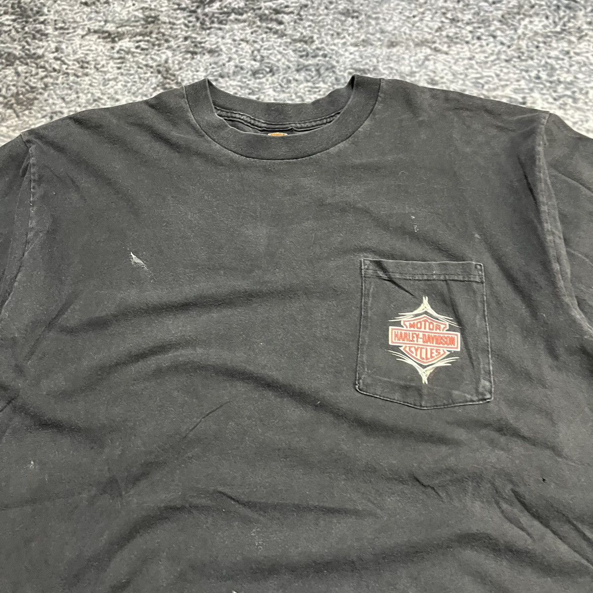 Harley Davidson VINTAGE BLACK FADED HARLEY DAVIDSON DISTRESSED POCKET TEE Size US XL / EU 56 / 4 - 3 Thumbnail
