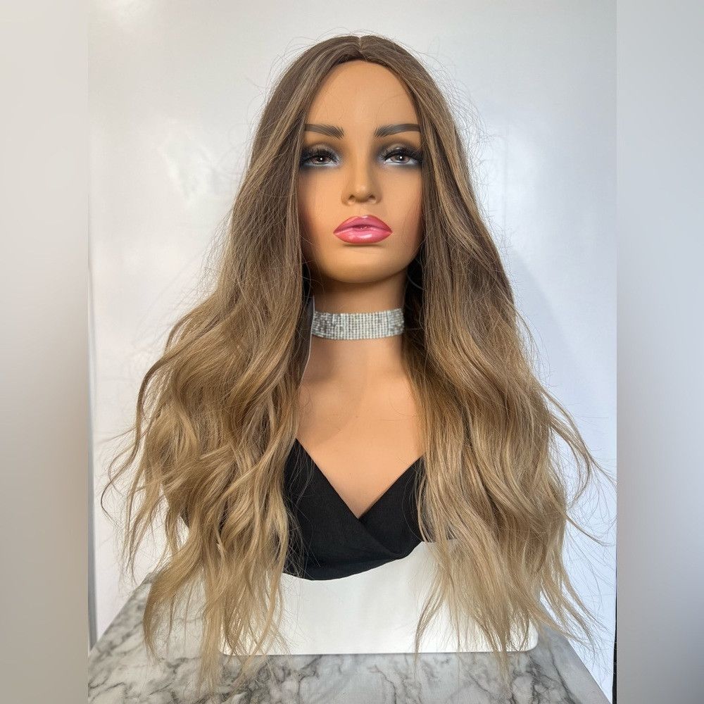 Other Blonde Balayage Wavy Brown Rooted Light Ash Blonde Wig 28 I Size ONE SIZE - 1 Thumbnail