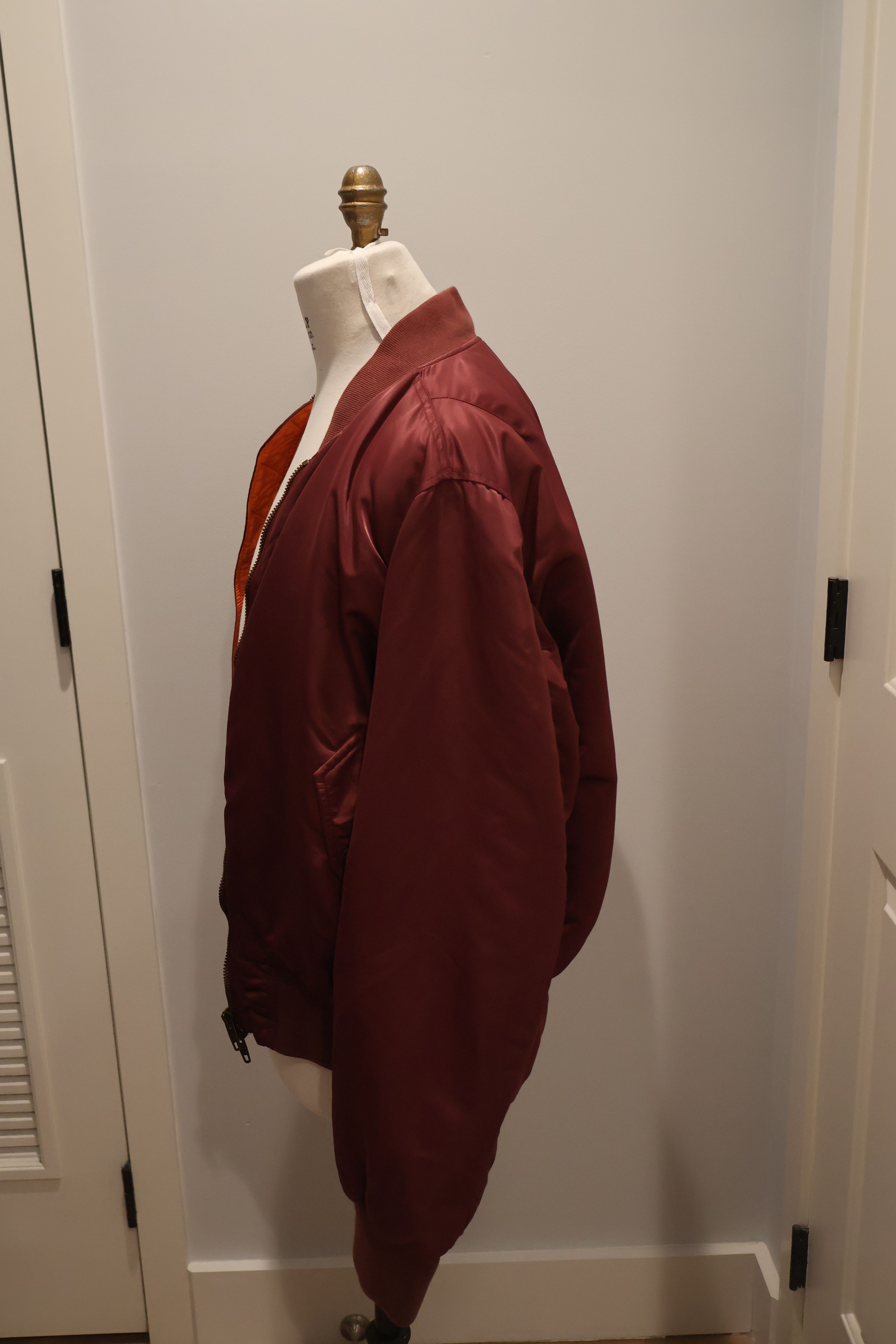 Balenciaga Balenciaga red/burgundy polyamide bomber - mens EU 48 Size US M / EU 48-50 / 2 - 3 Thumbnail