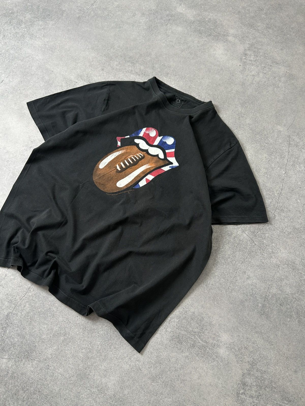 The Rolling Stones Vintage Rolling Stones 2005©️tour big logo shirts Size US XL / EU 56 / 4 - 3 Thumbnail
