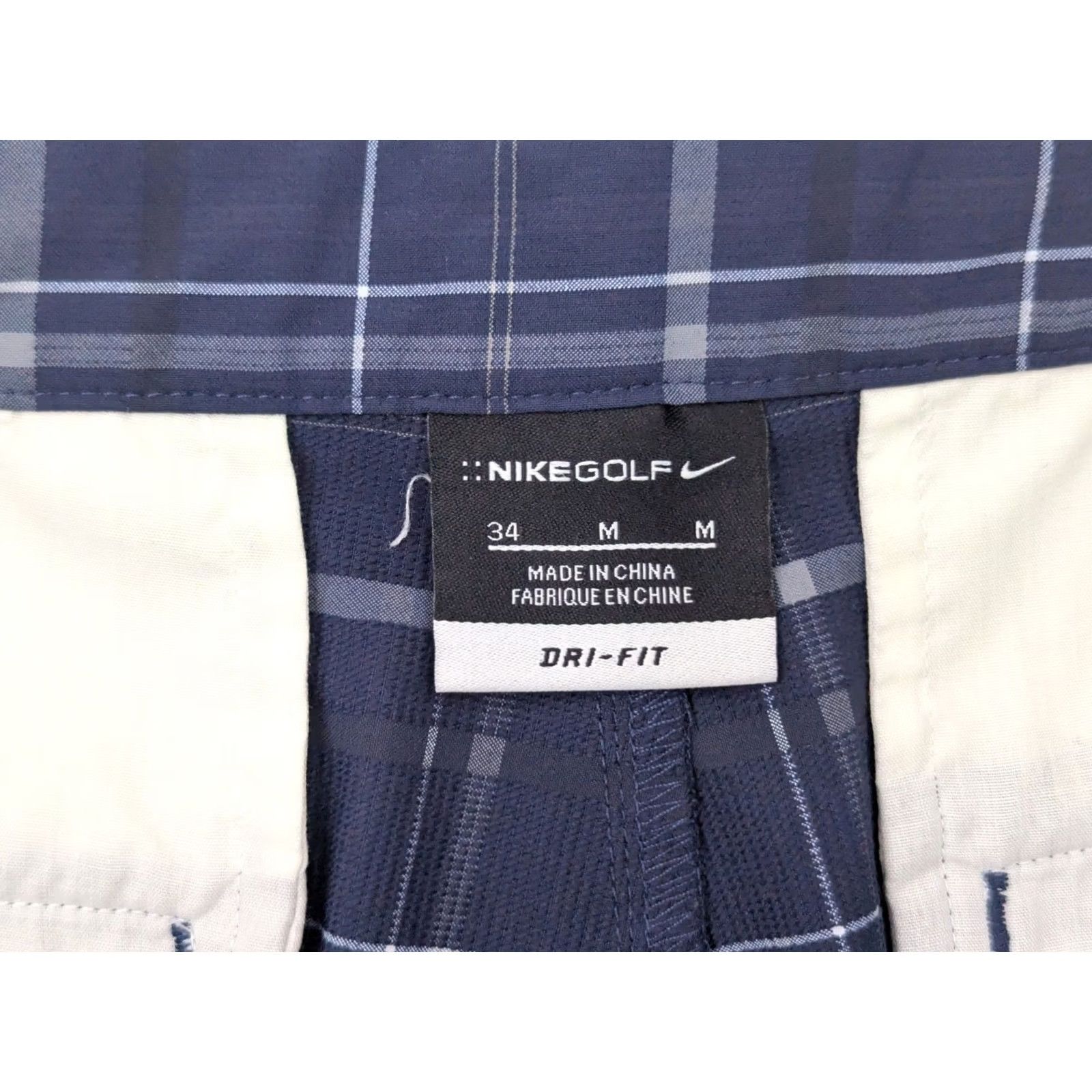 Nike Nike Golf Dri-Fit Blue Plaid Shorts Men M Bermuda Preppy 388782-419) Size US 31 - 6 Thumbnail