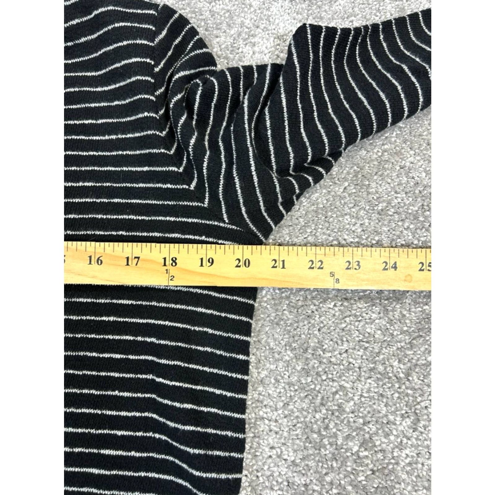 J. Jill VINTAGE J. Jill Women's Sweater Pullover S Black Striped Knit Casual Fall Winter Size S / US 4 / IT 40 - 6 Thumbnail