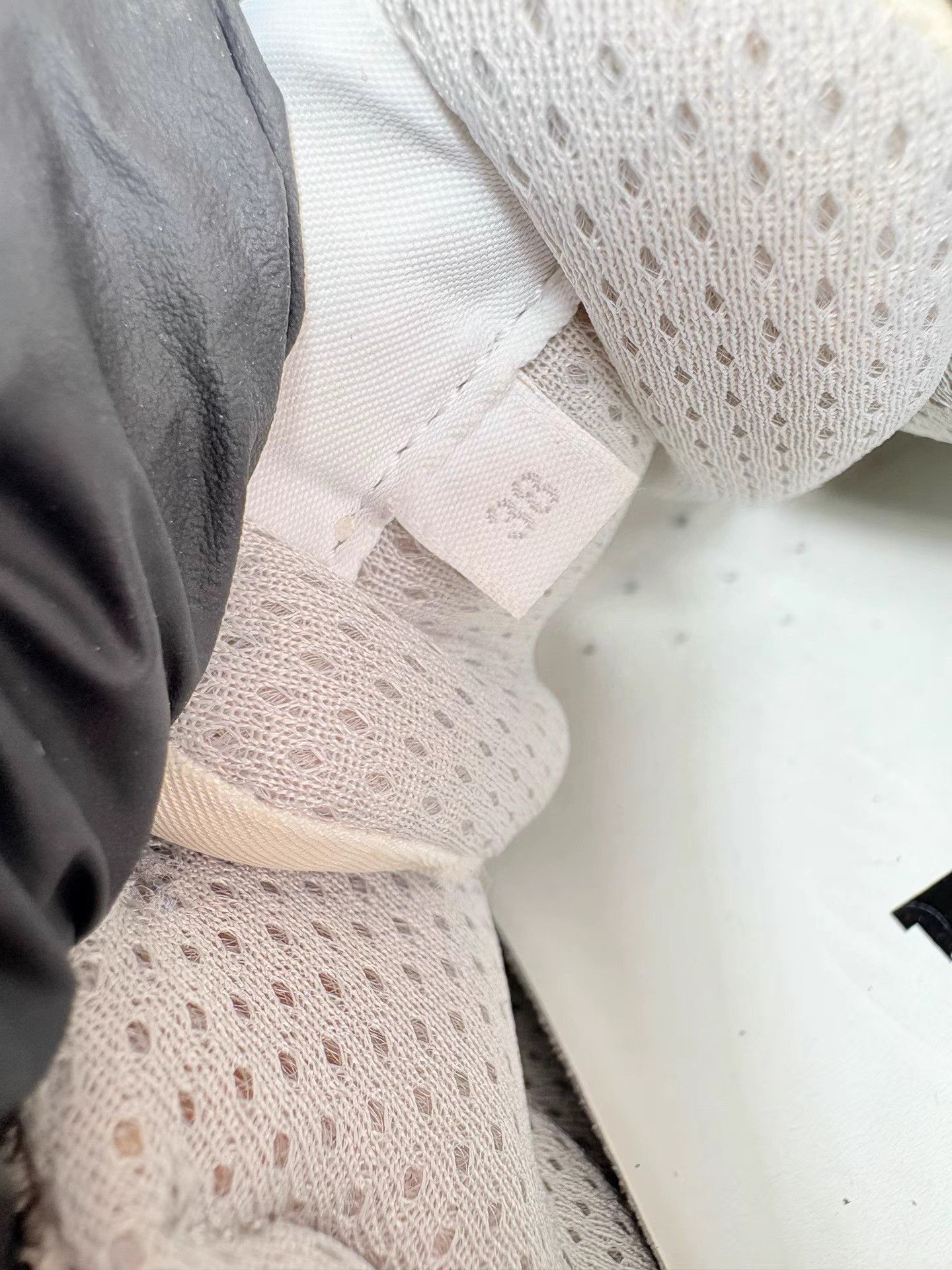 Celine Celine Suede Spliced White Sneakers K1 Size US 8 / IT 38 - 7 Thumbnail