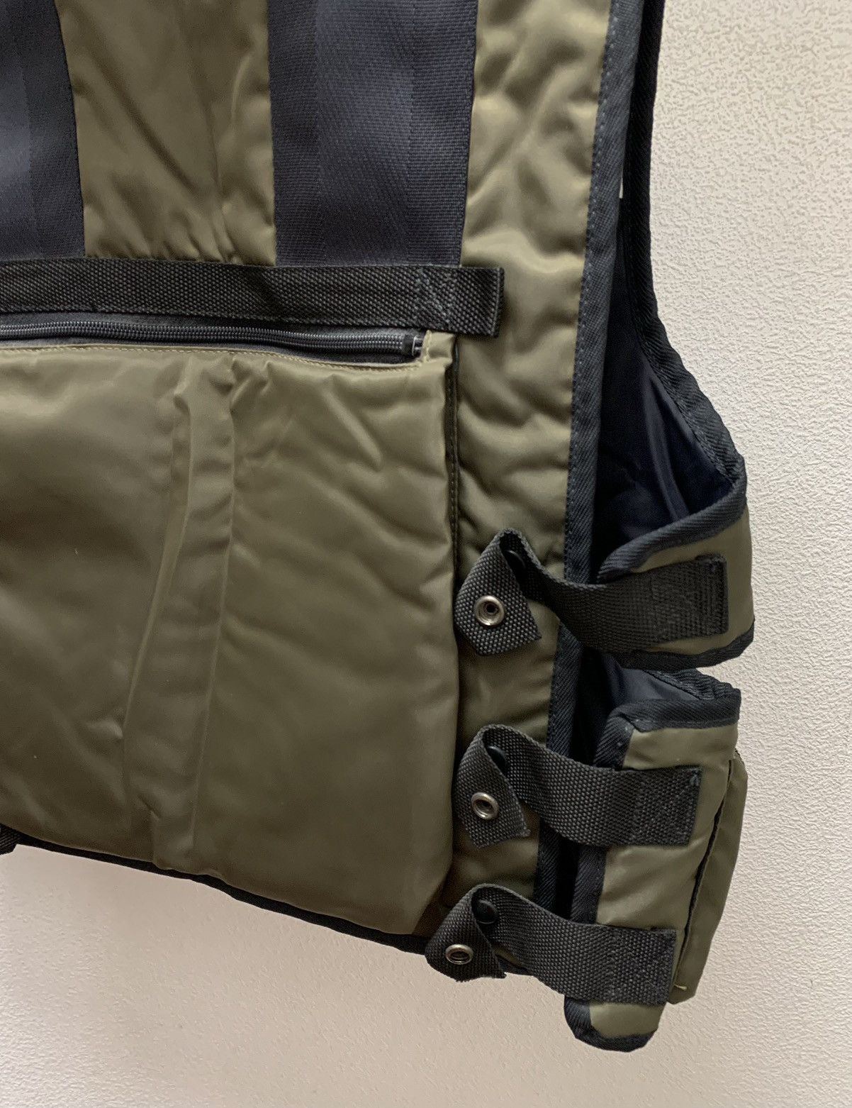 Issey Miyake Issey Miyake Cargo Vest AW1996 Archival Clothing M sz Size US M / EU 48-50 / 2 - 13 Thumbnail