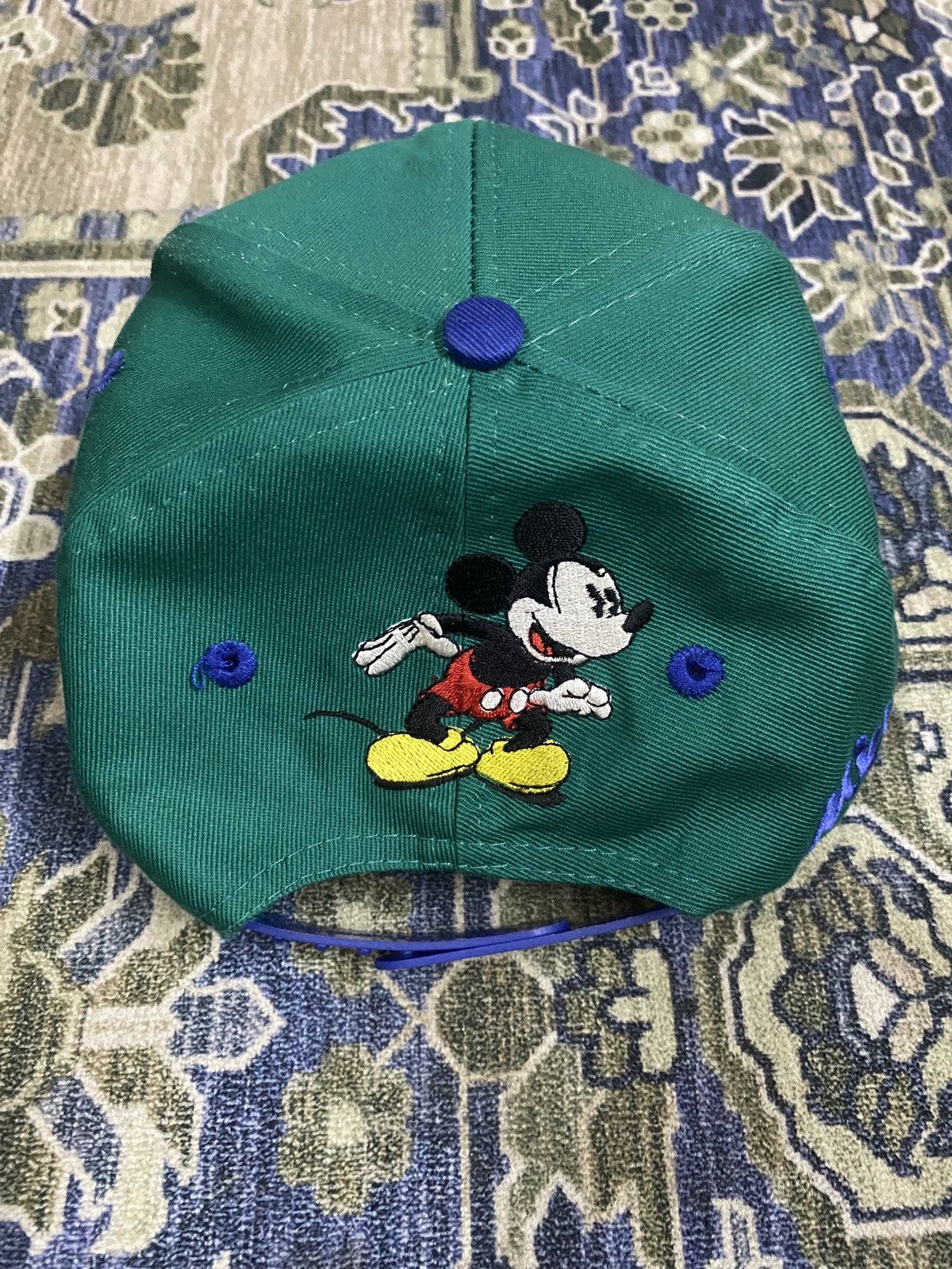 Disney × Vintage Vintage Disney Mickey & Co Snapback Hat Size ONE SIZE - 3 Thumbnail