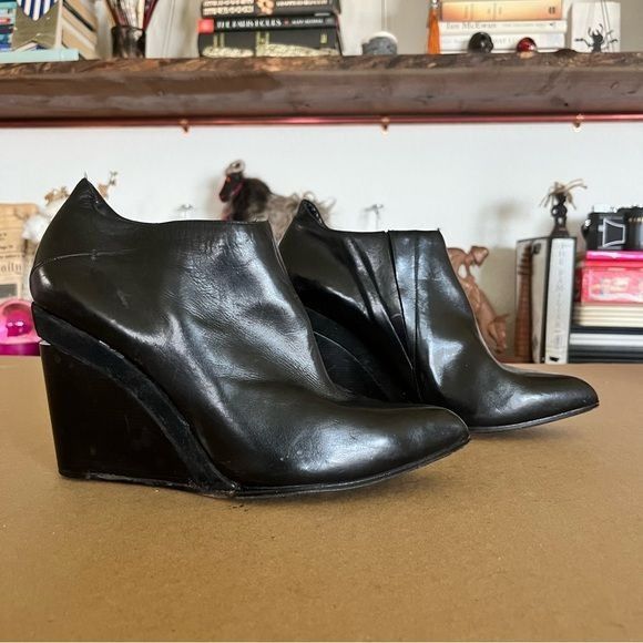 Costume National Costume National Fall 14 Wedge Slit Heel Pointy Toe Booties Size US 9 / IT 39 - 2 Thumbnail