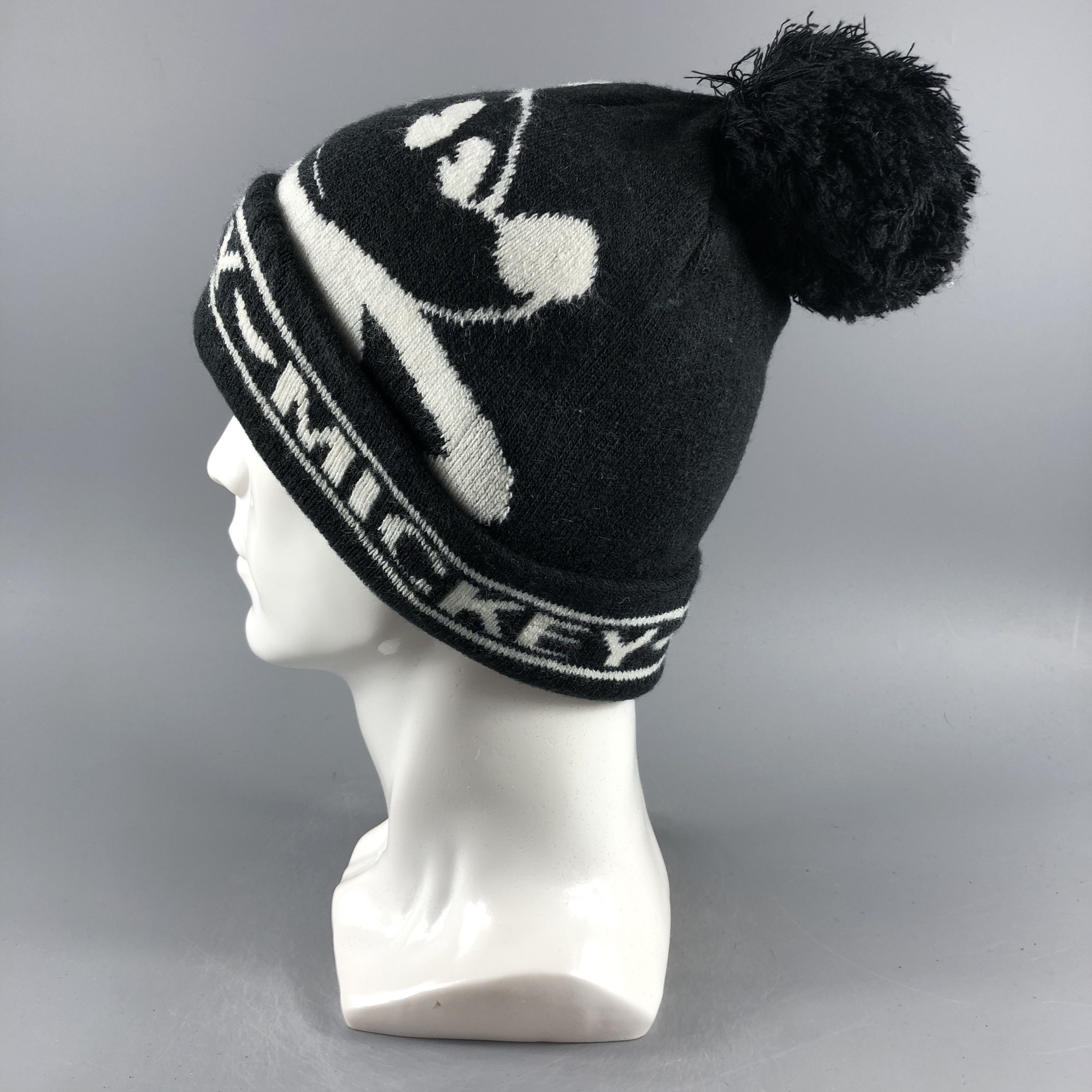 Disney × Mickey Mouse × Vintage Mickey Mouse Beanie Snow Hat Snow Cap -D598 Size ONE SIZE - 1 Thumbnail