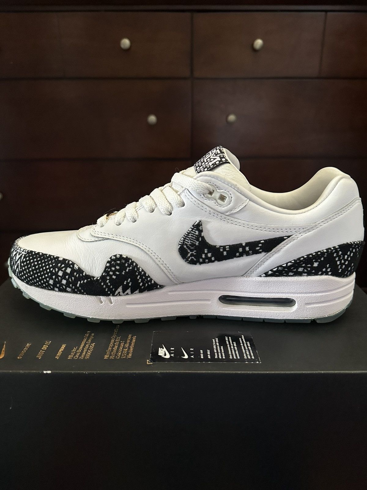 Nike Air Max 1 BHM QS White Black-Metallic Gold