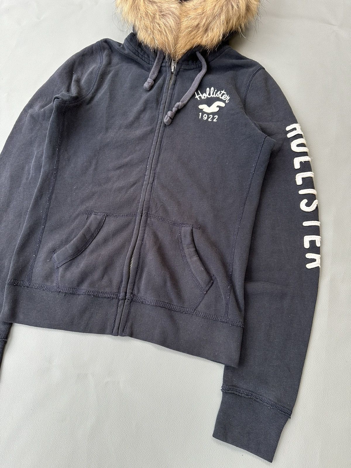 Hollister CRAZY FADED HOLLISTER DISTRESSED ZIP FUR HOODIE LGB STYLE Size XS / US 0-2 / IT 36-38 - 4 Thumbnail