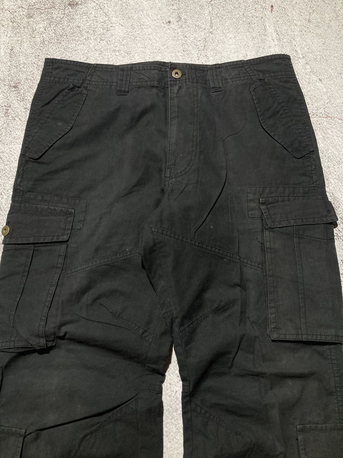 Japanese Brand 2000s Takeo Kikuchi Multipocket Cargo Pants Black Designer Size US 34 / EU 50 - 3 Thumbnail