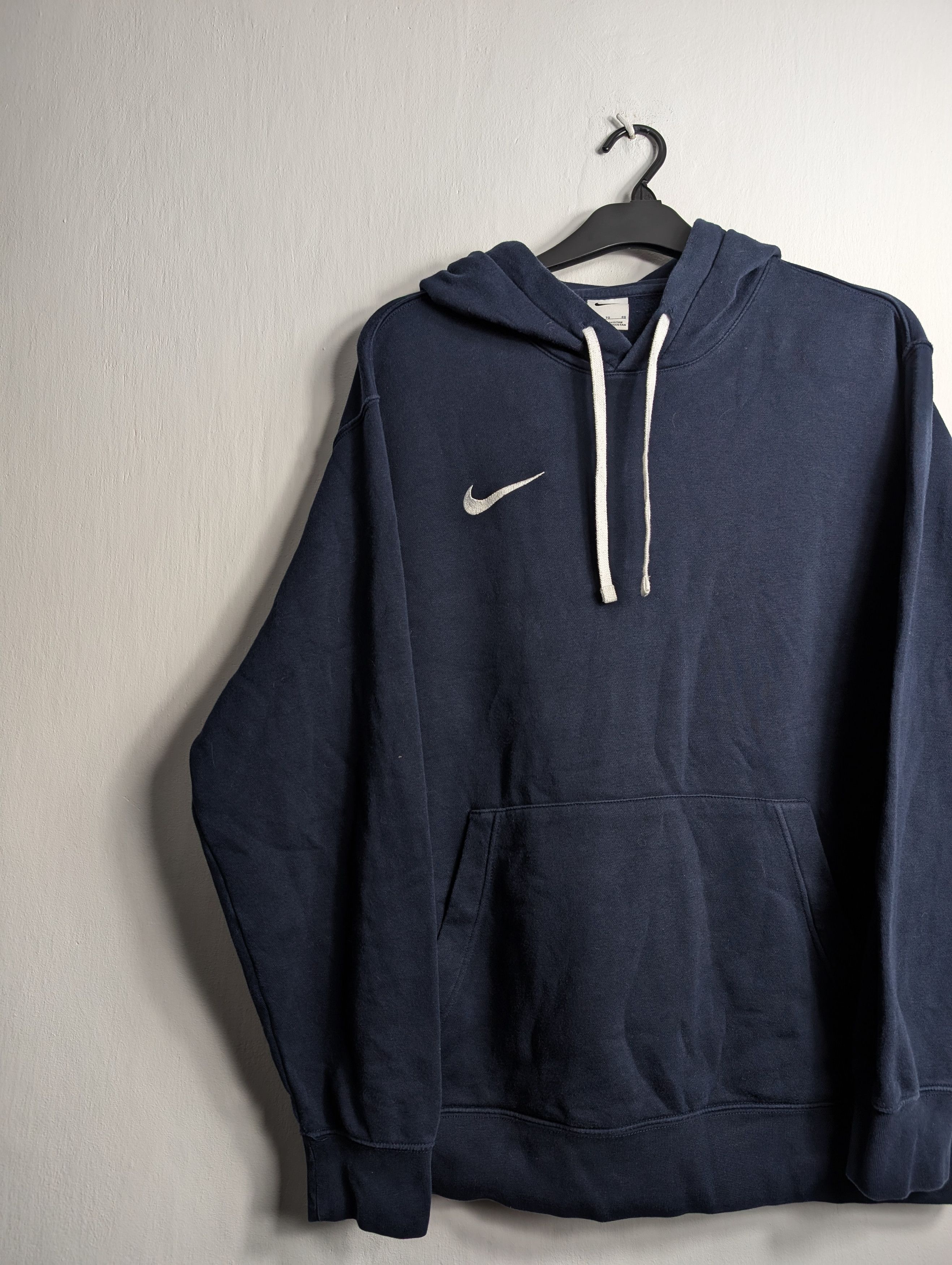 Nike Navy Nike Hoodie Basic Size US XL / EU 56 / 4 - 2 Thumbnail