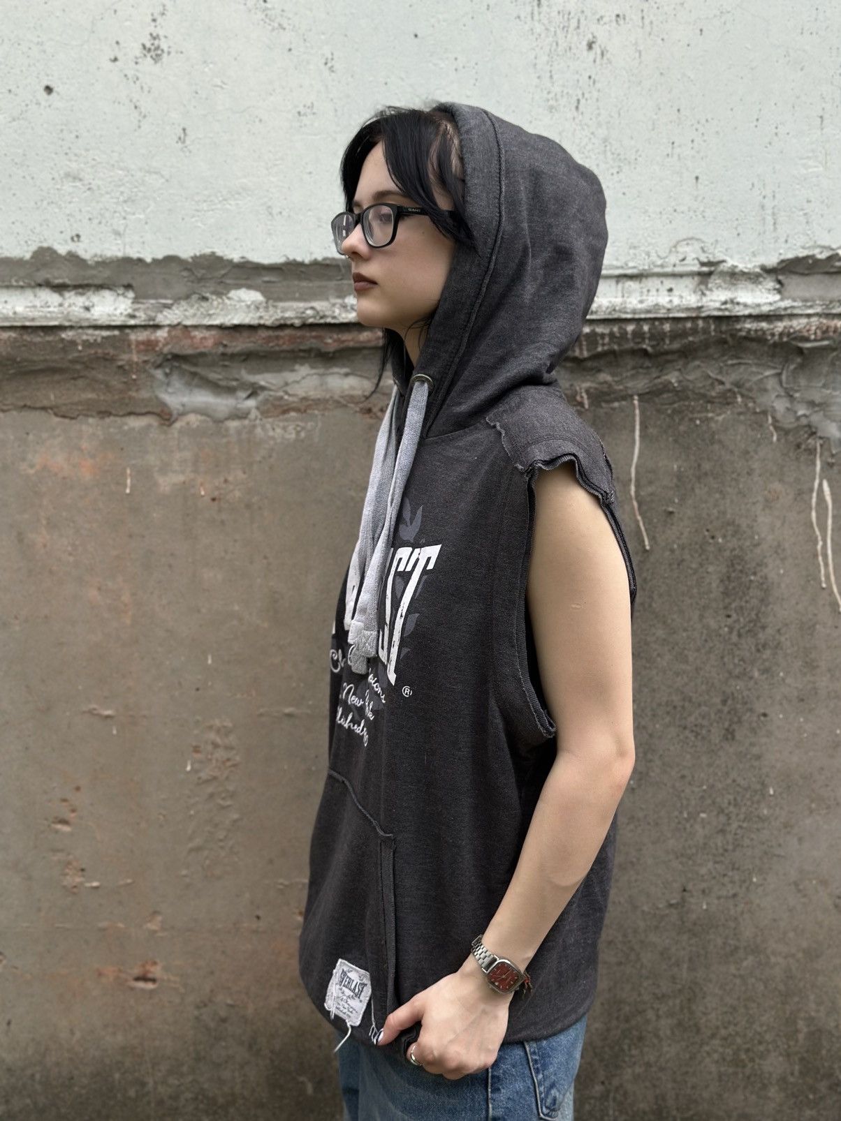 Everlast VTG Everlast Tank Top With Hood Size M Sportwear 00s USA Size US M / EU 48-50 / 2 - 5 Thumbnail