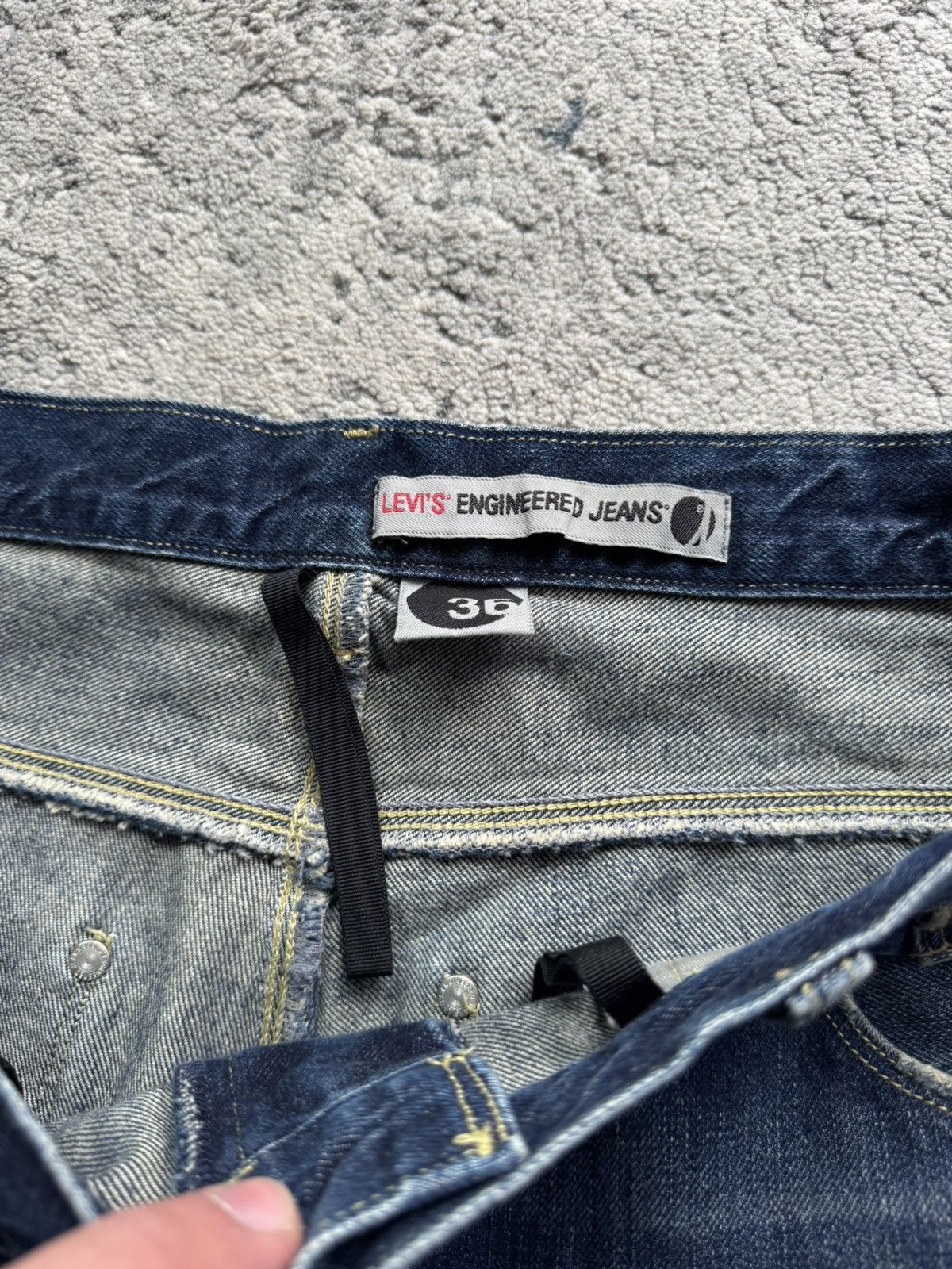 Levi's Vintage Clothing Levis Engineered Denim Twisted Jeans Size 36 Size US 36 / EU 52 - 7 Thumbnail