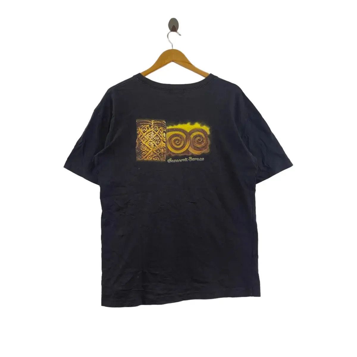 Vintage Vintage 90’ SEMARAK BORNEO Aboriginal Owl Eyes Art Tee Shirt Size XXL / US 16-18 / IT 52-54 - 1 Thumbnail