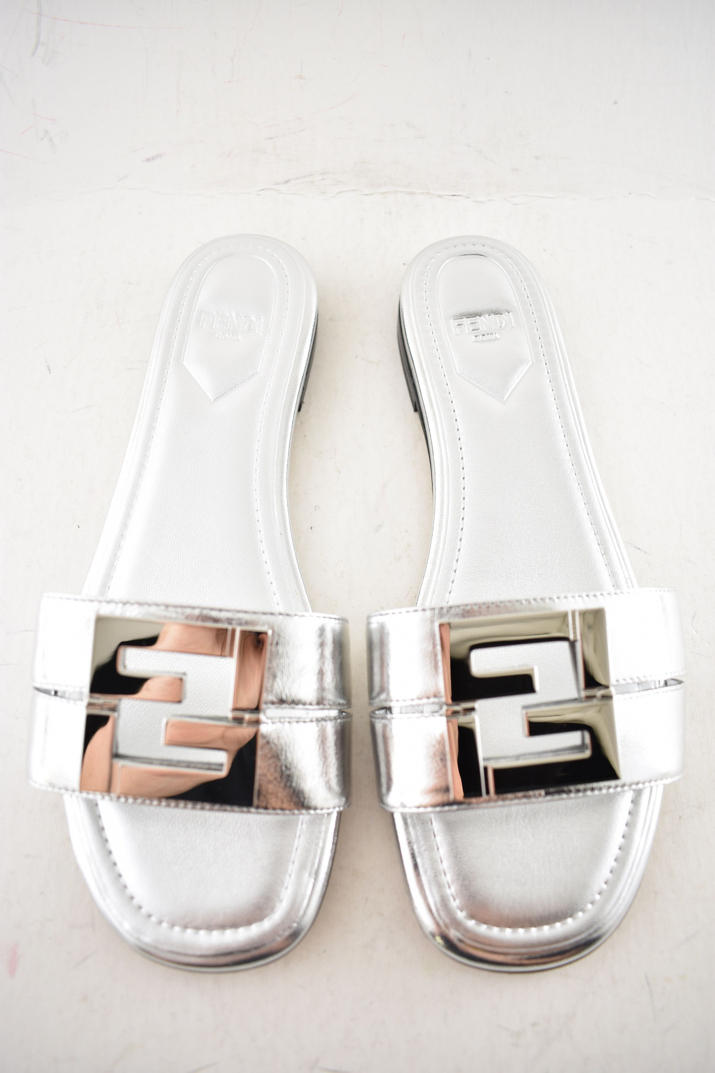 Fendi Fendi Fold Argento FF Monogram Logo Slide Flat Sandal 37 Size US 7 / IT 37 - 8 Thumbnail