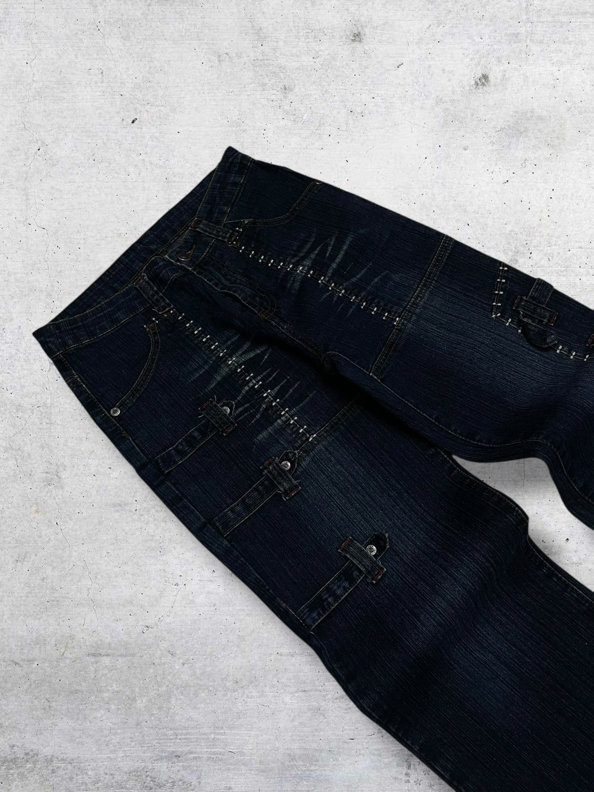 Tornado Mart VINTAGE T&T OG JAPANESEBRAND 1990S POP PUNK FLARED CUT DENIM Size US 27 - 7 Thumbnail