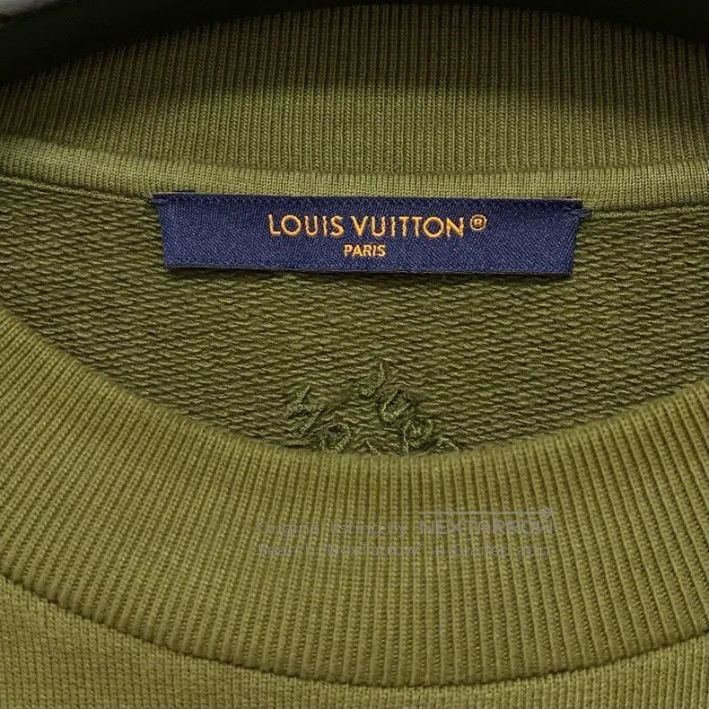Louis Vuitton Louis Vuitton Classic Rivet Letter Sweatshirt Size US S / EU 44-46 / 1 - 3 Thumbnail
