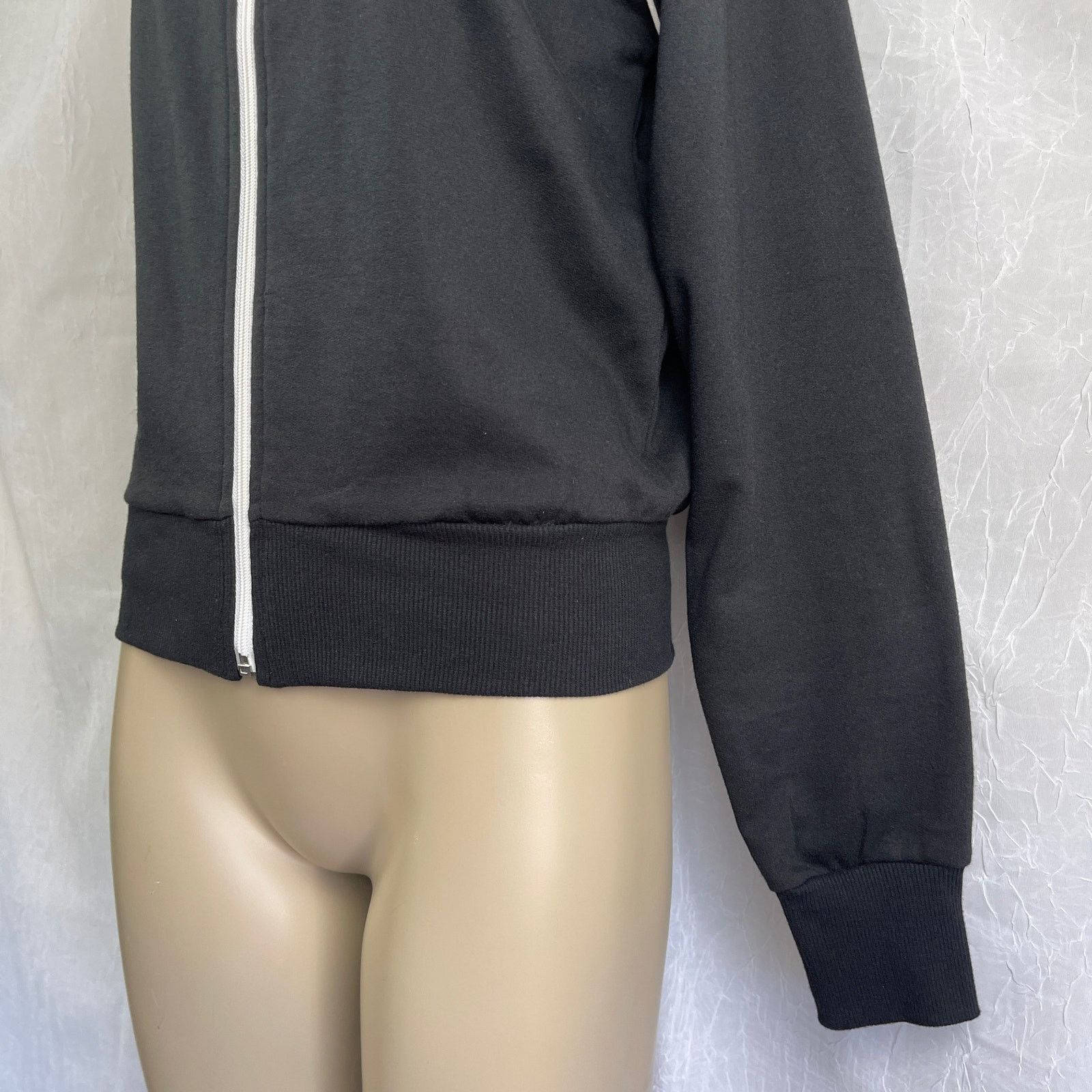 Forever 21 Black Sporty Track Jacket White Piping XXI Forever 21 Small Size S / US 4 / IT 40 - 3 Thumbnail