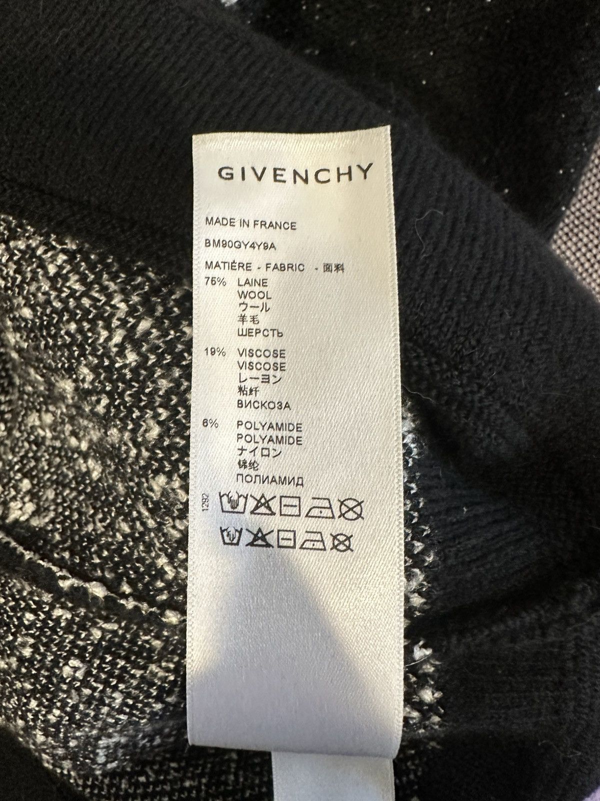 Givenchy Givenchy Hockey Mask Wool Sweater Size US L / EU 52-54 / 3 - 7 Thumbnail