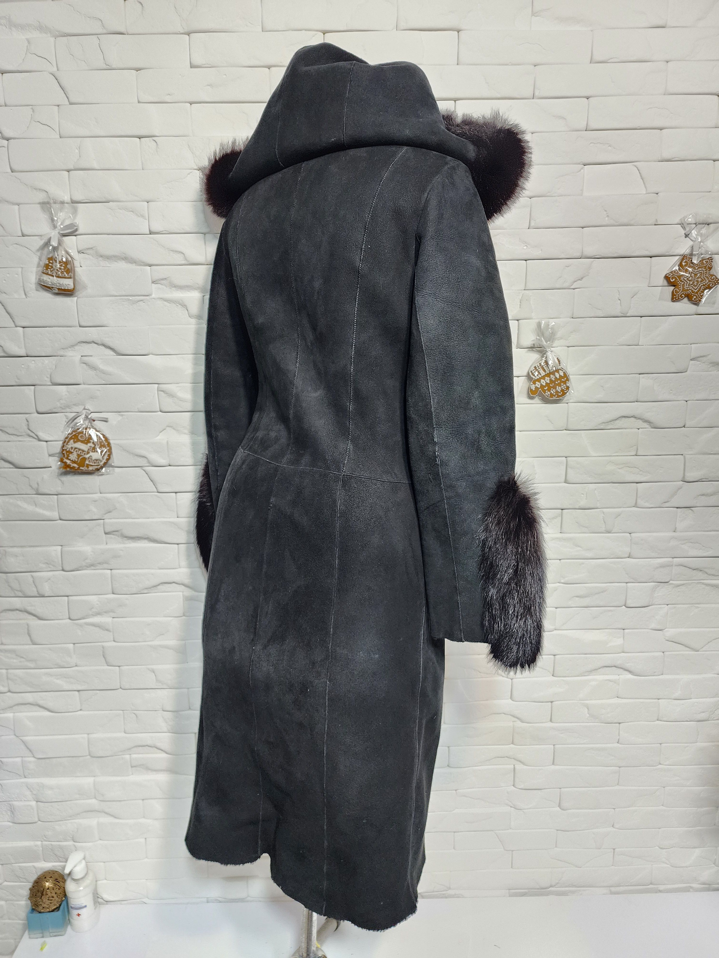 Furla Black Sheepskin Coat: Women's Genuine Fur Trim, Warm Hood Size S / US 4 / IT 40 - 4 Thumbnail