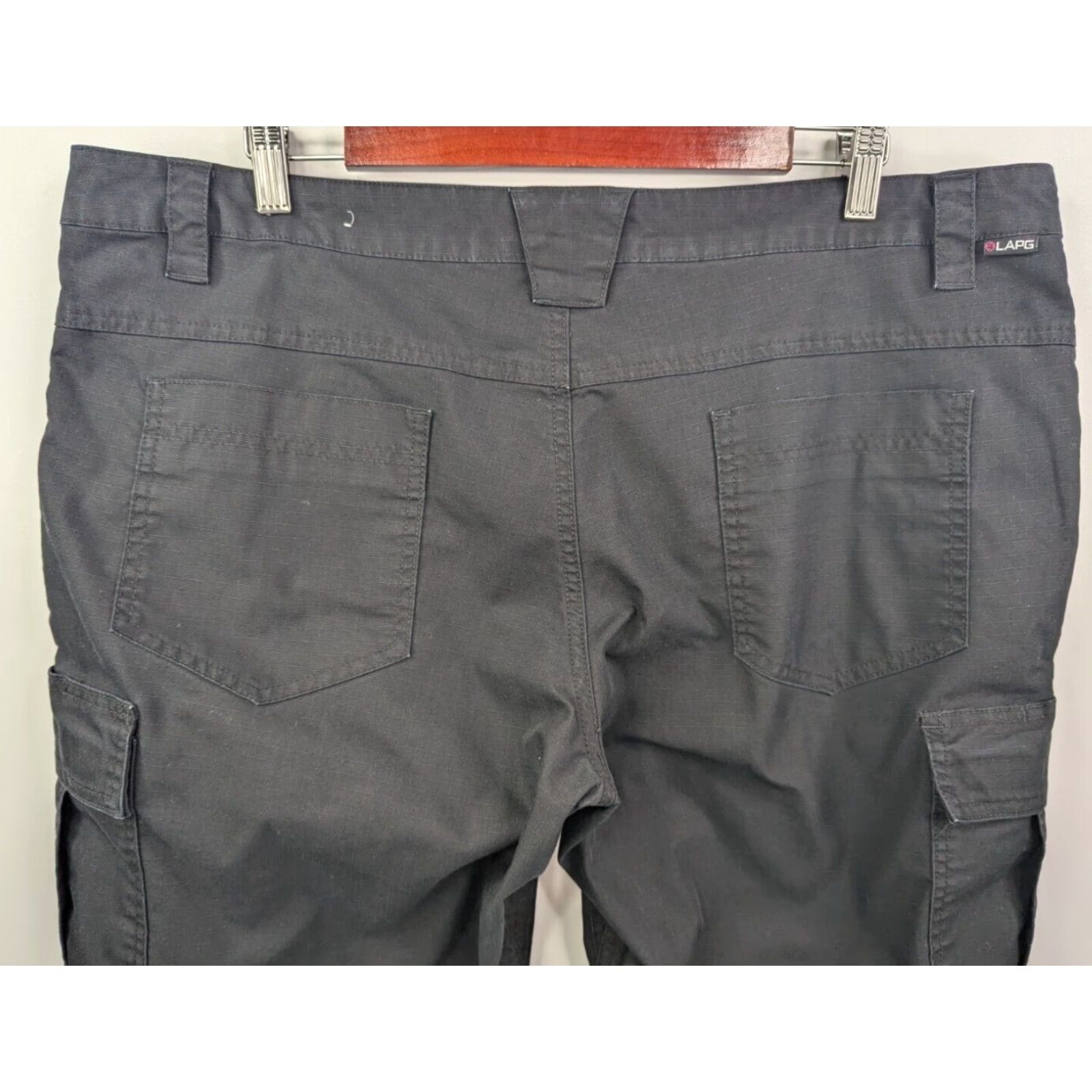 Vintage LAPG Cargo Pants Women's 18 Black Stretch Ops Tactical Ripstop Fade Resistant Pants Regular 18 Black Cargo Size 40" / US 18 - 5 Thumbnail