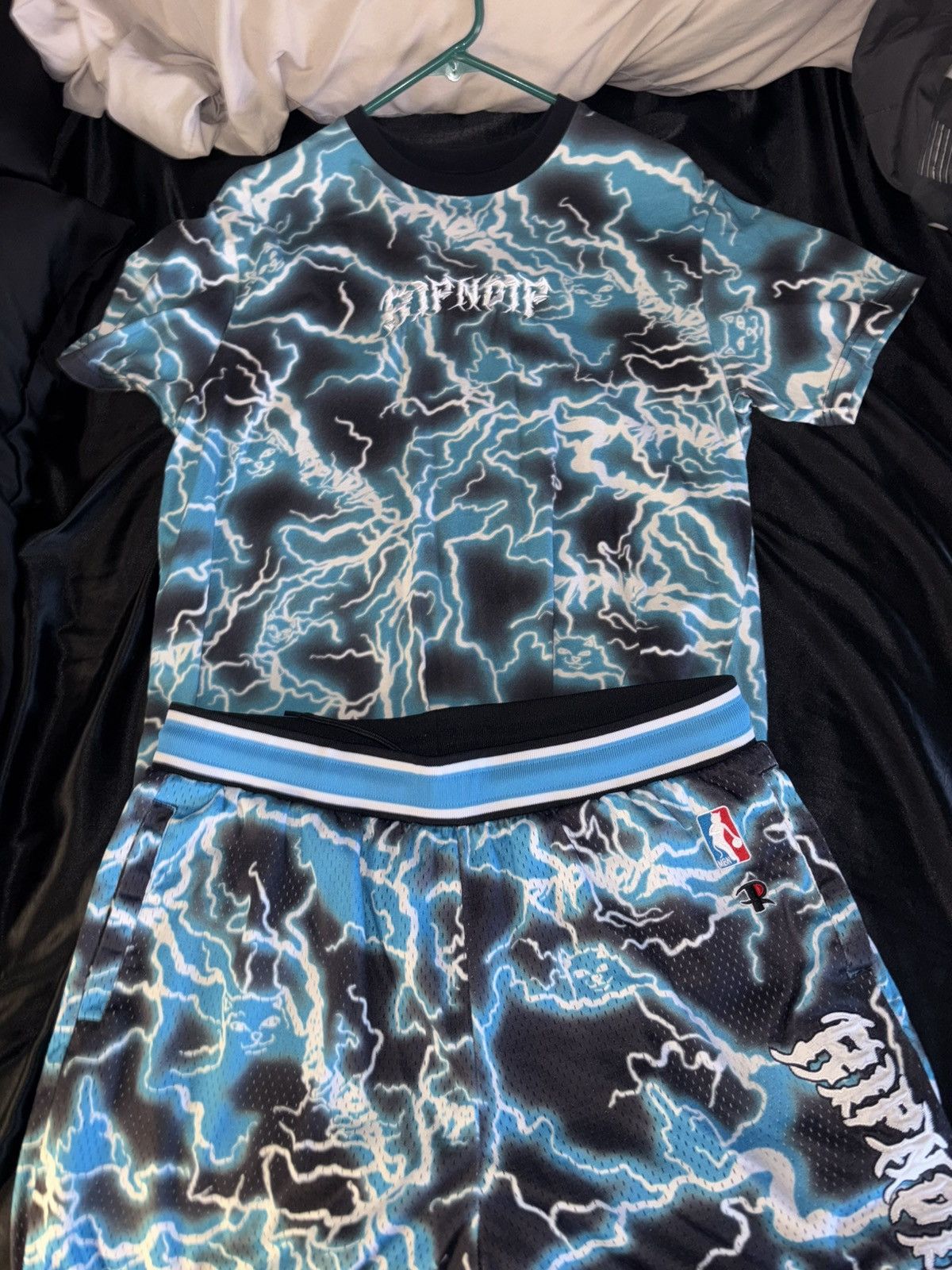 RIPNDIP RIPNDIP blue lightning set Size US M / EU 48-50 / 2 - 1 Preview
