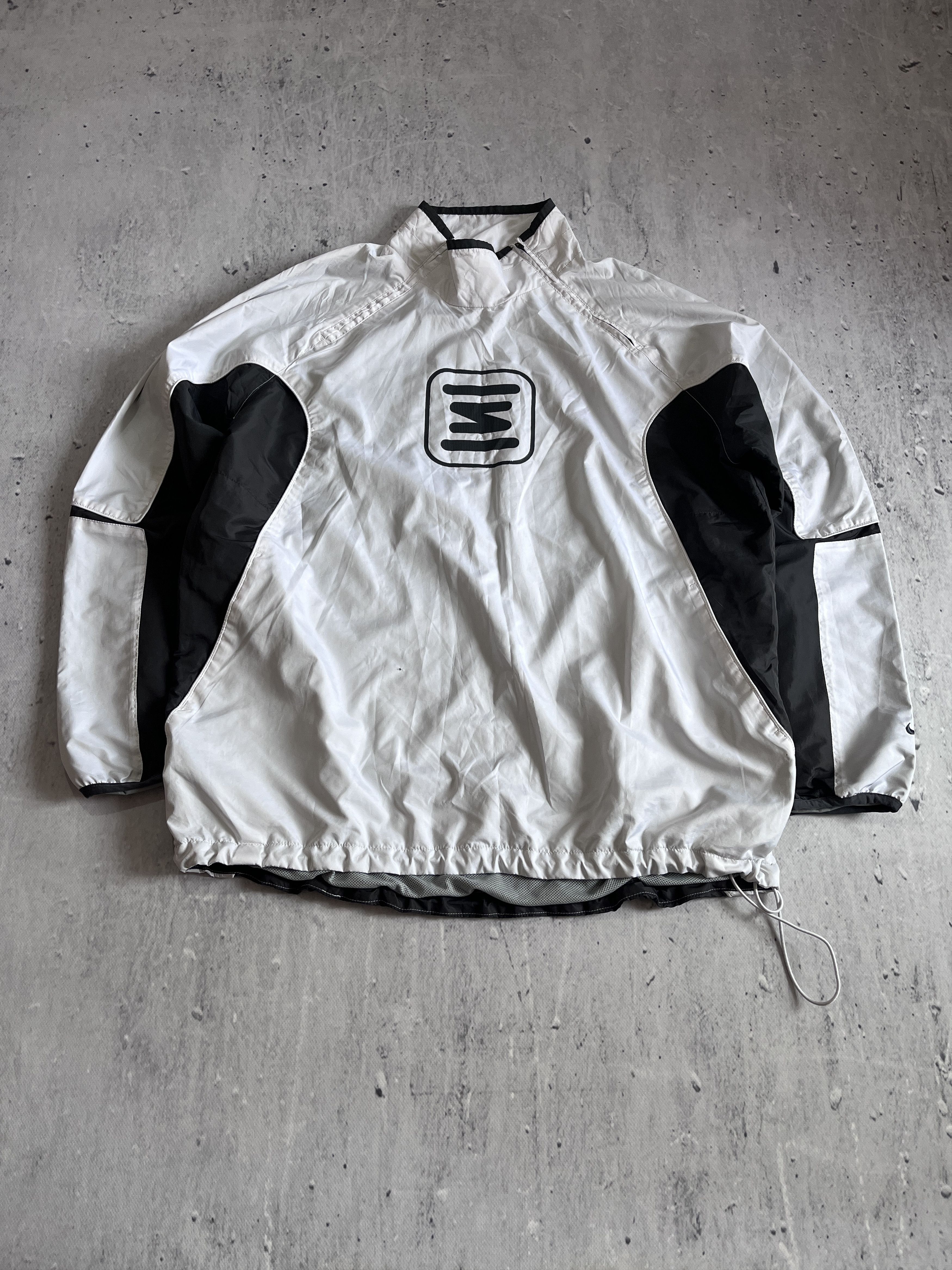 Nike NIKE SHOX VINTAGE Y2K WHITE WINDBREAKER JACKET Size US XL / EU 56 / 4 - 1 Thumbnail