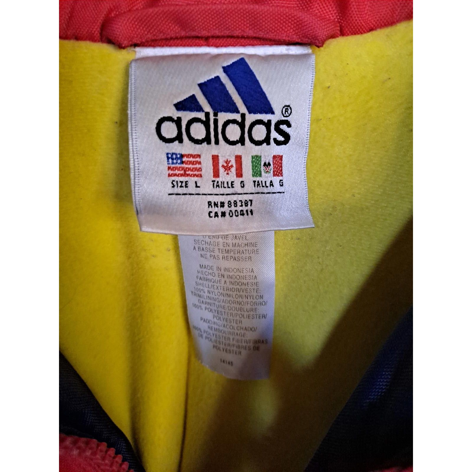 Adidas Vintage Adidas Red, Blue and Yellow Winter Puffer Coat Size Size US L / EU 52-54 / 3 - 4 Thumbnail