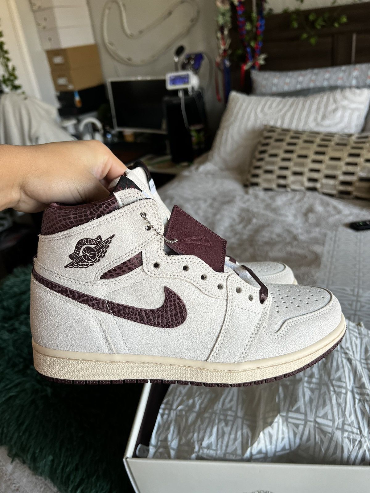 Jordan Brand A Ma Maniére x Air Jordan 1 High OG ‘Airness’ Size 8 Size US 8 / EU 41 - 1 Thumbnail
