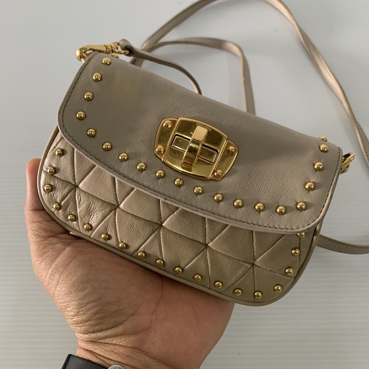 Miu Miu Miu Miu Small Card Coin Slingbag Rare Design Size ONE SIZE - 11 Thumbnail