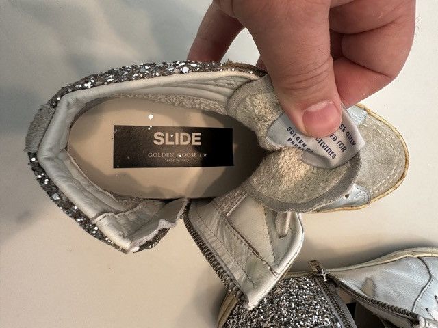 Golden Goose Golden Goose Slide w/Silver Glitter Size US 7 / IT 37 - 10 Thumbnail