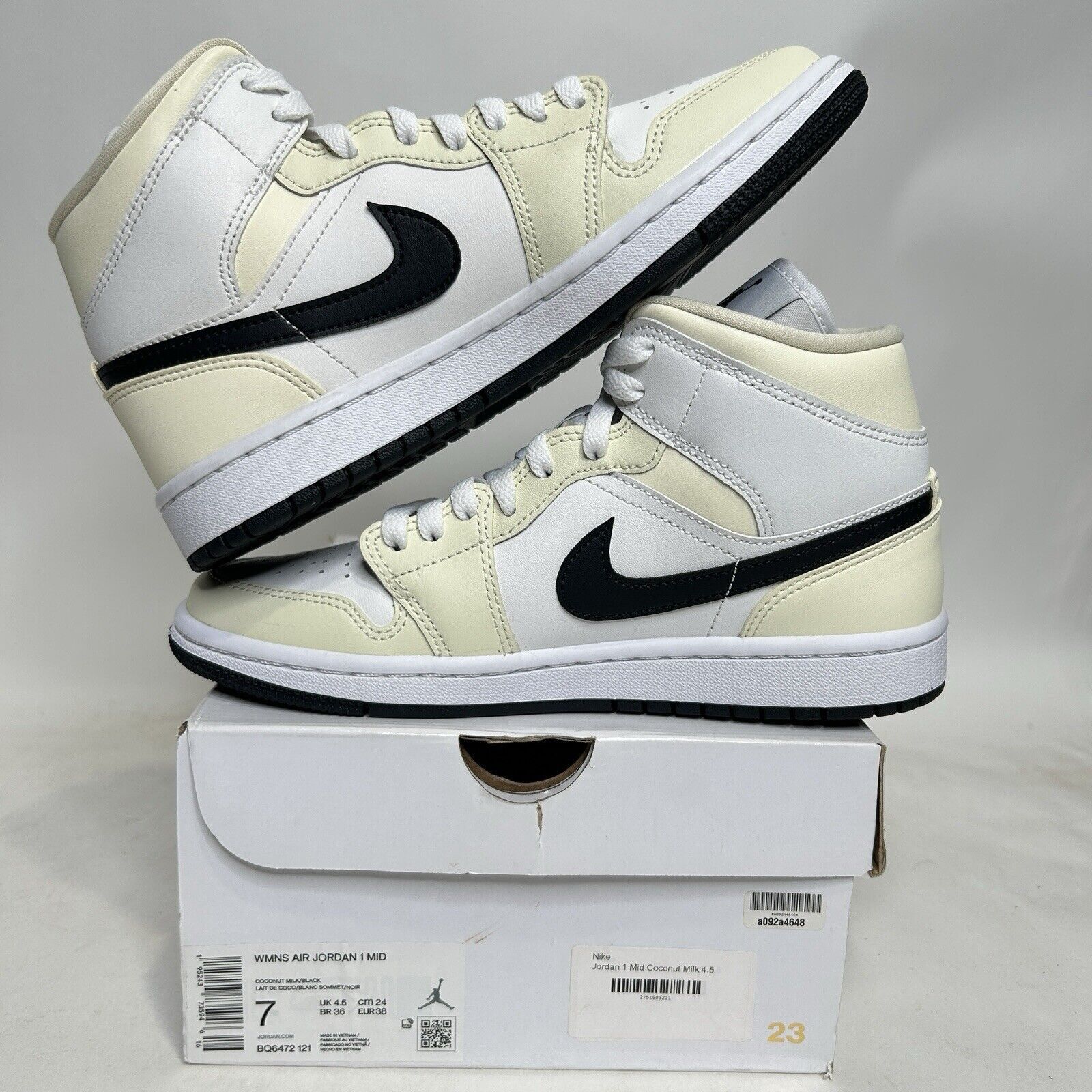 Jordan Brand Nike Air Jordan 1 Mid Retro WMNS “Coconut Milk” 2024 Size US 7 / IT 37 - 3 Thumbnail