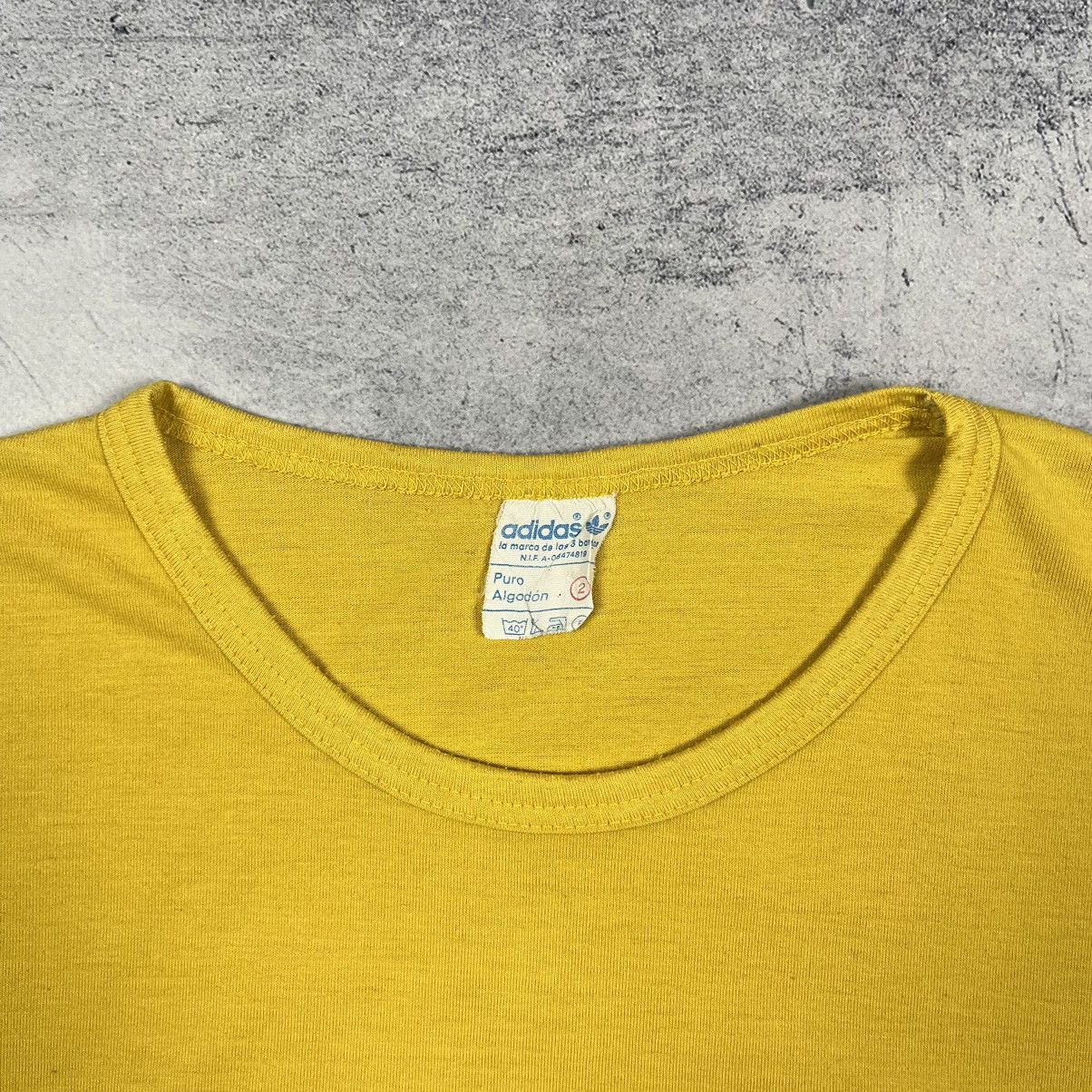 Adidas Vintage Adidas big logo runner rare tee 70’s Size US S / EU 44-46 / 1 - 9 Thumbnail