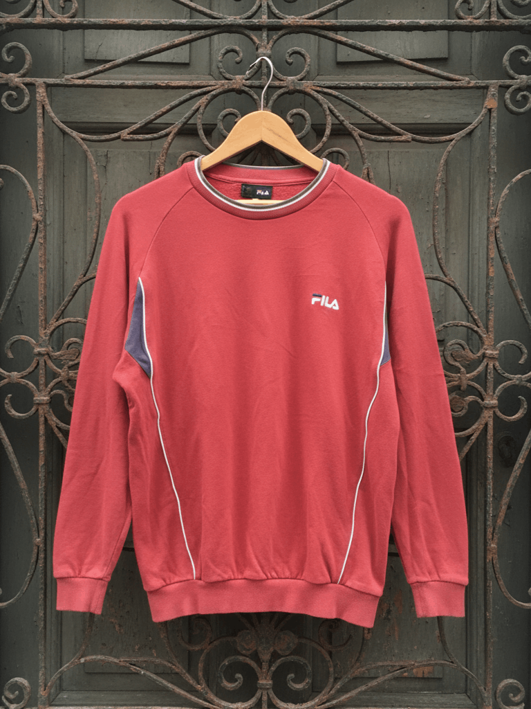 Fila VINTAGE Fila Crewneck Sweatshirt Red Small Logo Embroidered Size US M / EU 48-50 / 2 - 1 Thumbnail
