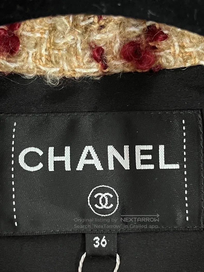 Chanel Chanel 24N Coco Neige Red Tweed Vest. Size US S / EU 44-46 / 1 - 4 Thumbnail