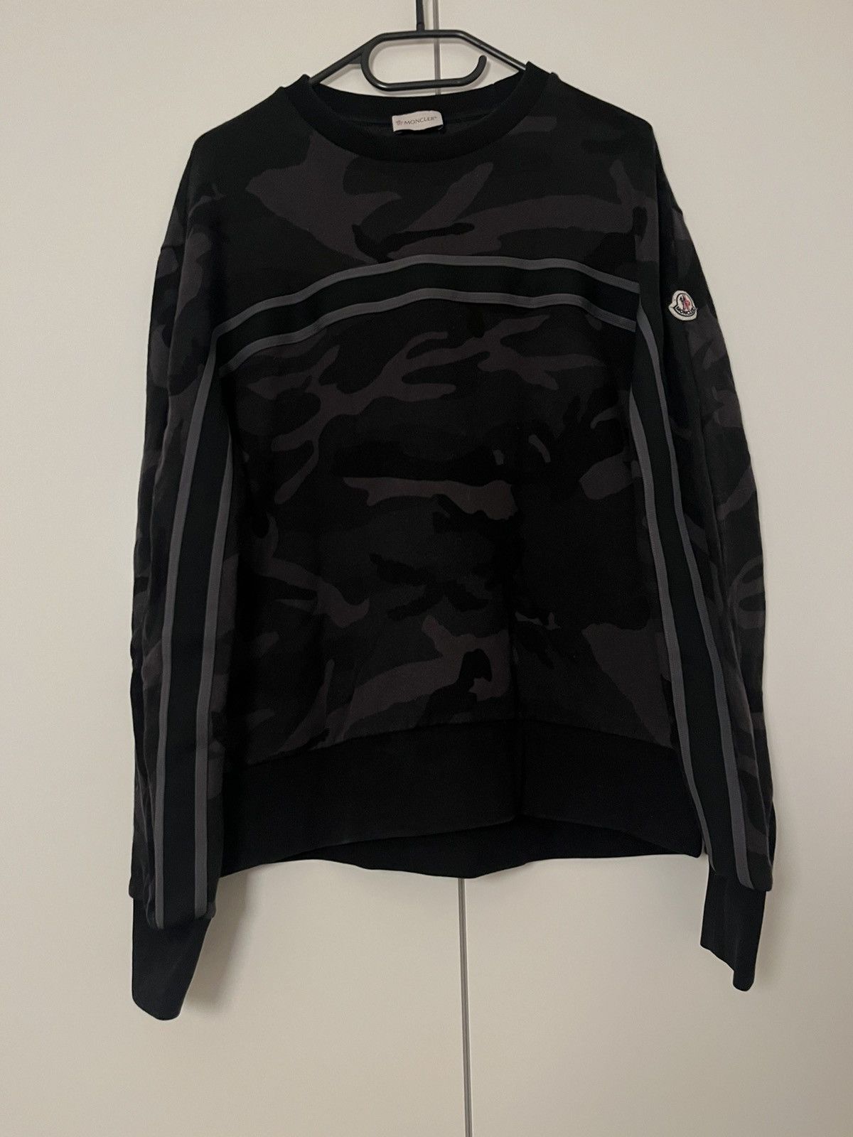 Moncler Moncler dark camo crewneck Size US M / EU 48-50 / 2 - 2 Thumbnail