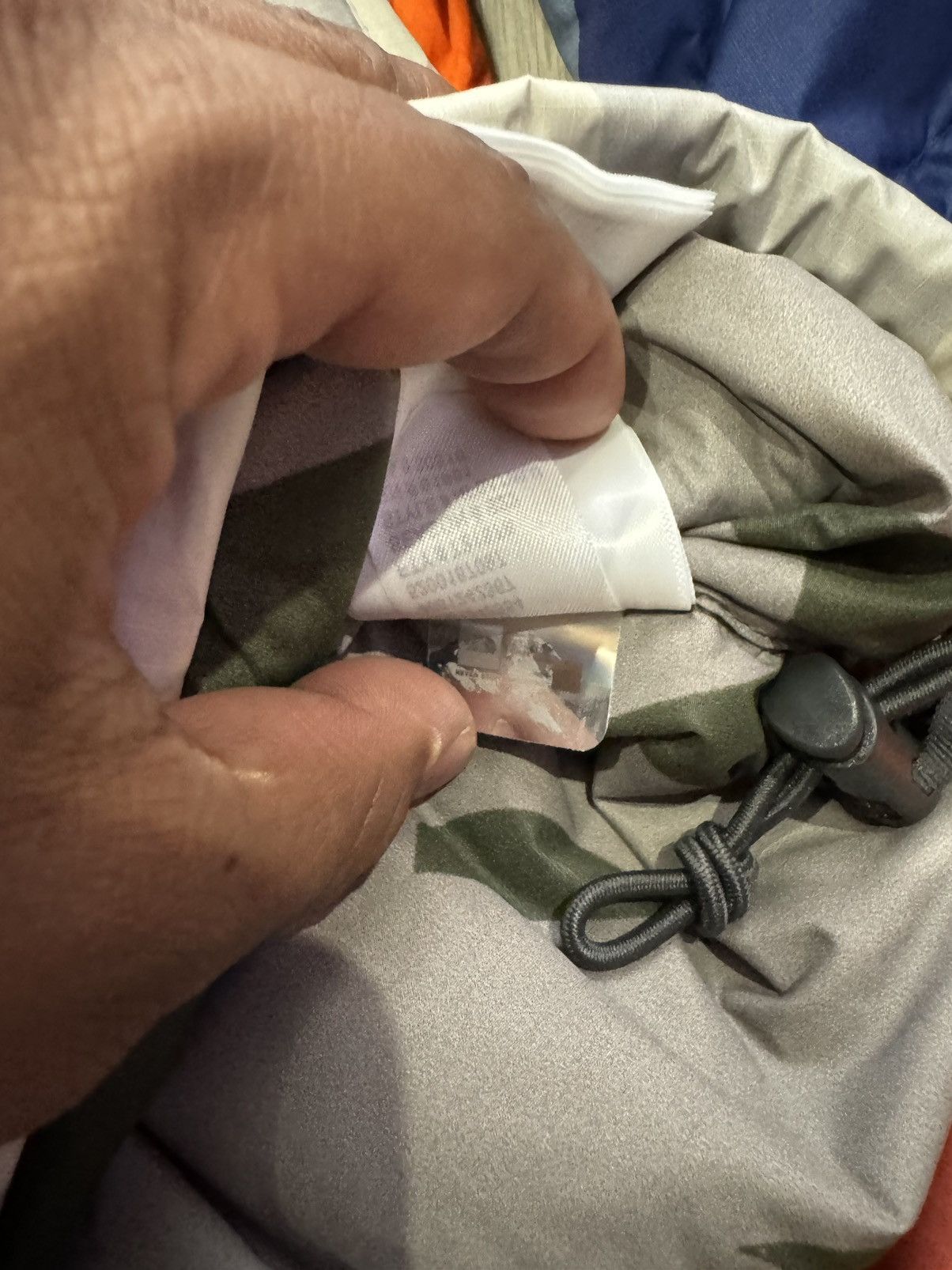 Kaws × The North Face KAWS X THE NORTH FACE 1996 NUPTSE JACKET MOONLIGHT IVORY Size US L / EU 52-54 / 3 - 7 Thumbnail