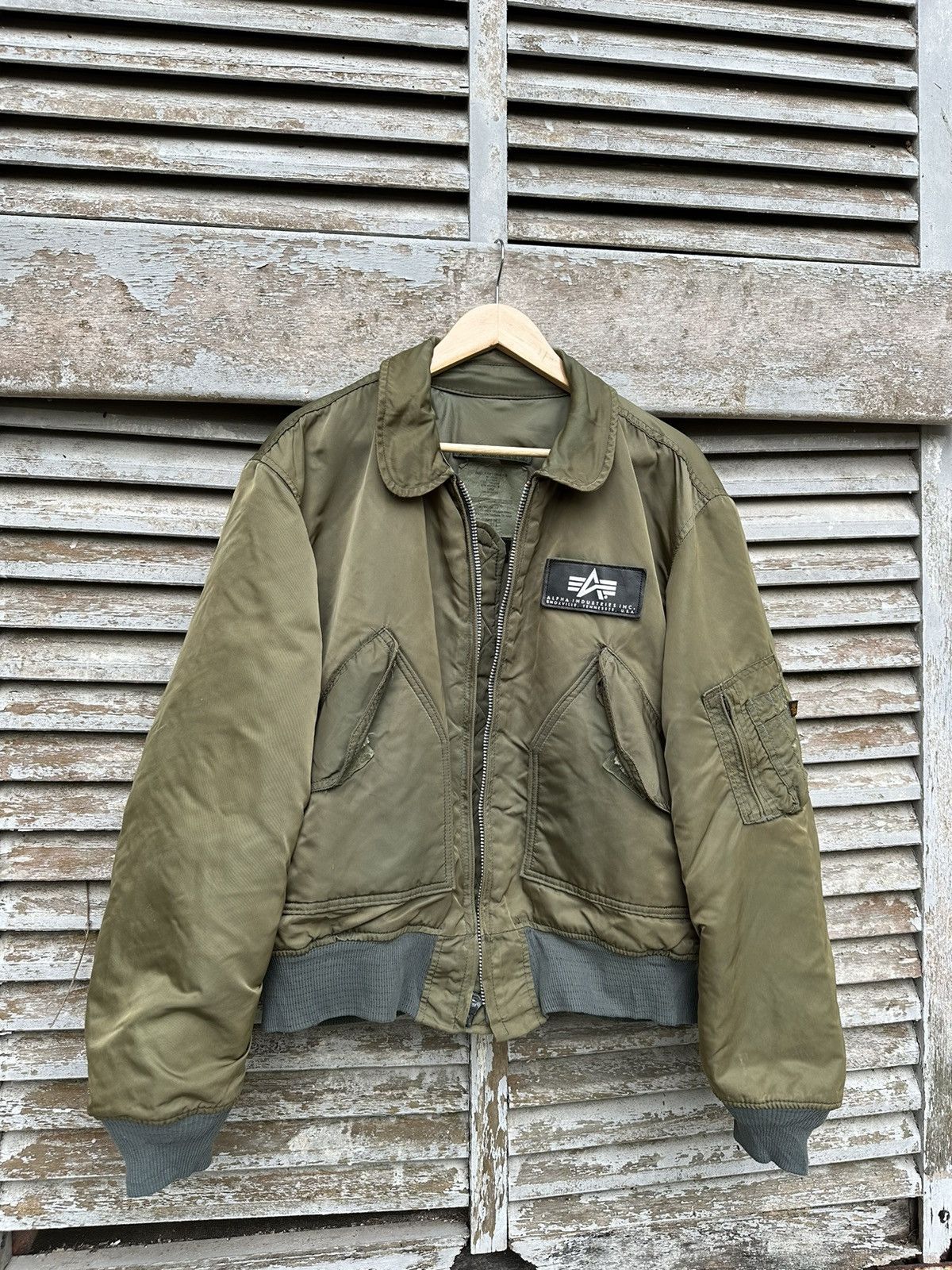 Alpha Industries 🪖Vintage Faded Alpha Industries MA-1 Bomber Jacket Size US L / EU 52-54 / 3 - 8 Thumbnail