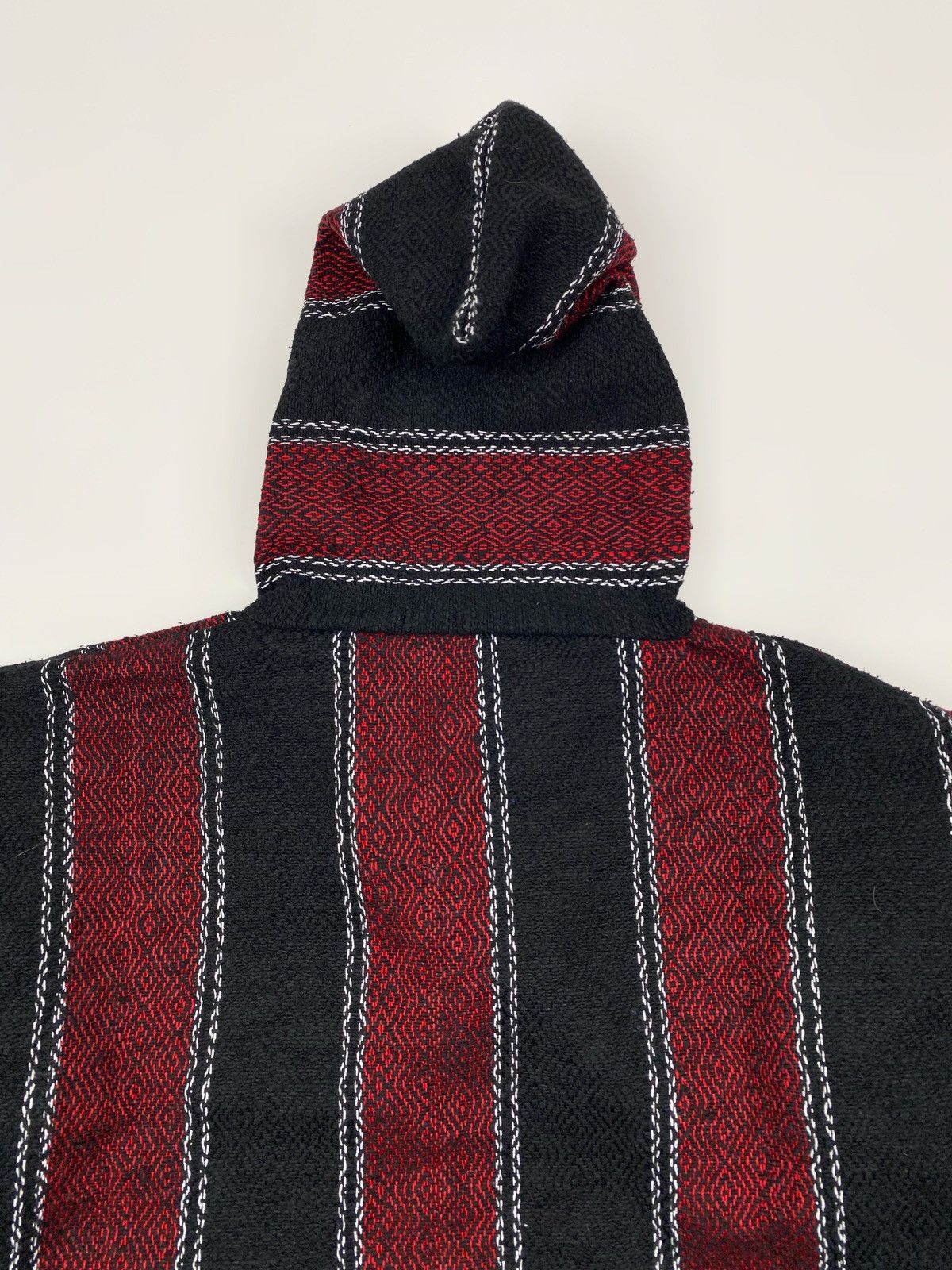 Vintage Y2K Vintage Molina Mexican Native Woven Stripped Baja Hoodie Size US M / EU 48-50 / 2 - 11 Thumbnail