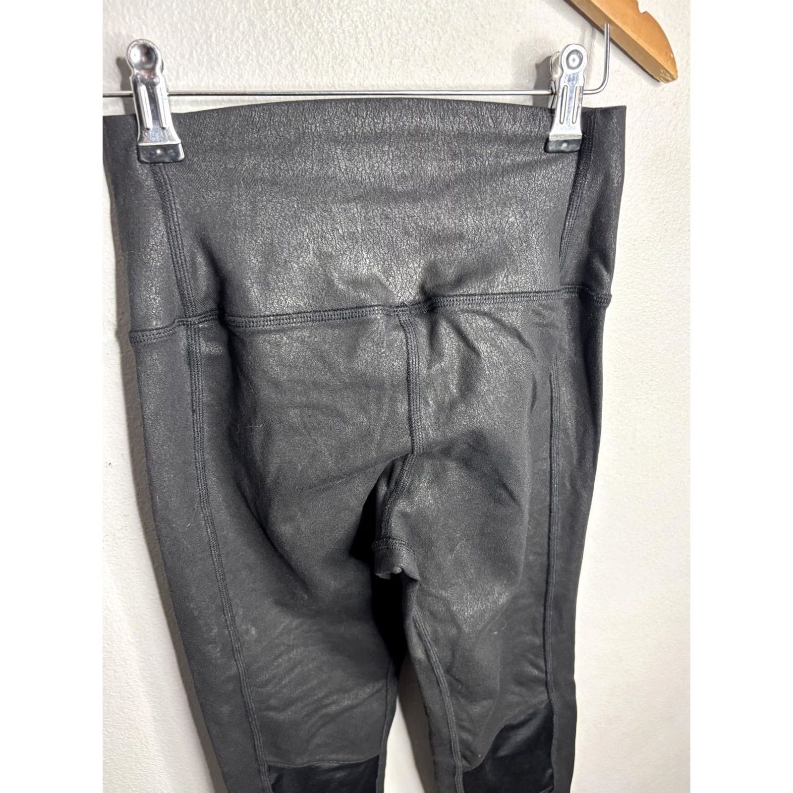 Alo Yoga Alo Yoga Leggings Womens XS Black High Waist Moto Faux Leather Ankle Skinny Pull On Size 26" / US 2 / IT 38 - 3 Thumbnail