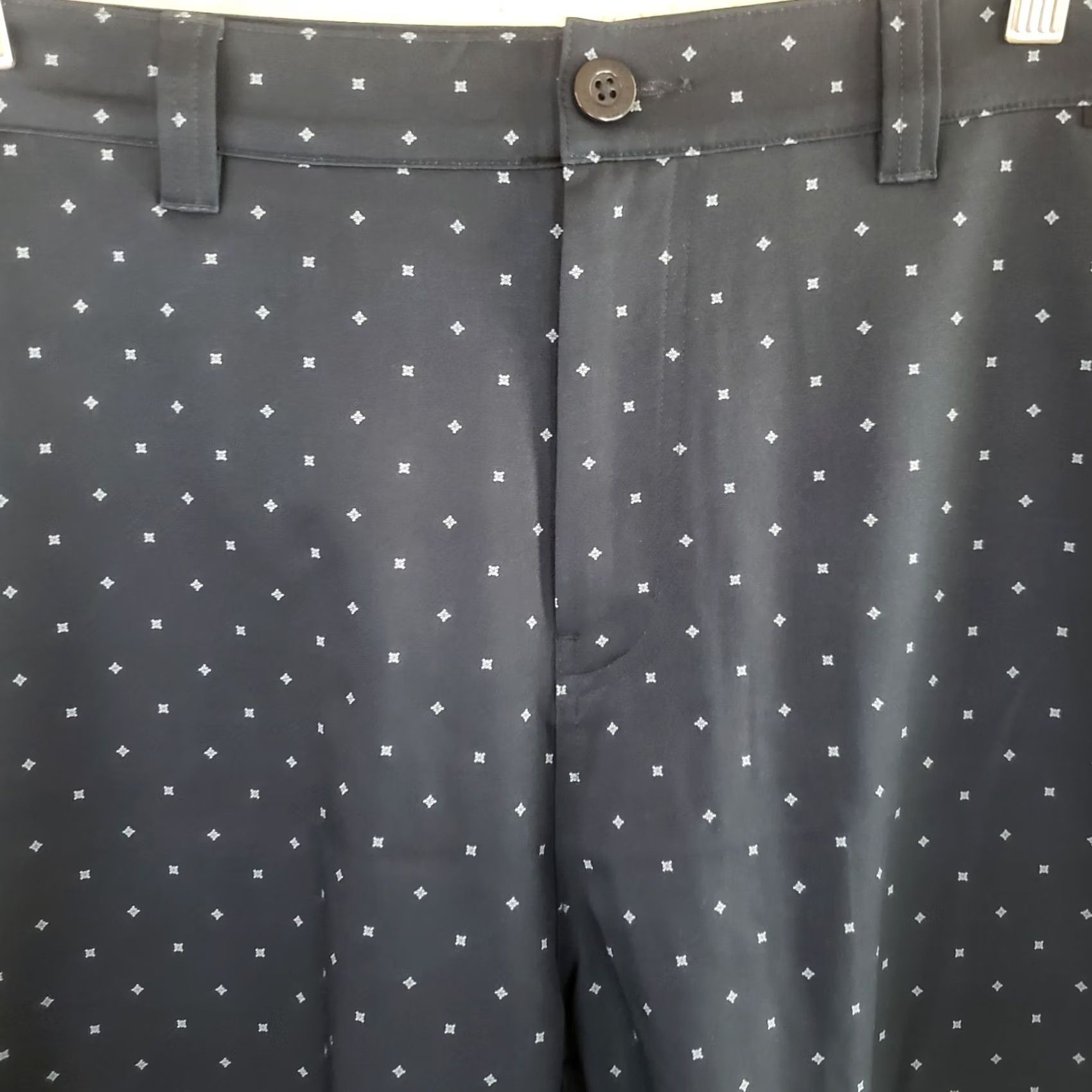 TravisMathew Travis Mathew Shorts Mens 40x9 Navy Geometric Pattern Golf Casual Performance Size US 40 / EU 56 - 3 Thumbnail
