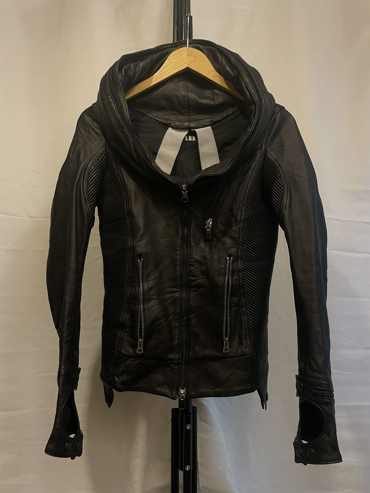 Le Grande Bleu (L.G.B.) LGB Shark Bono | Grailed